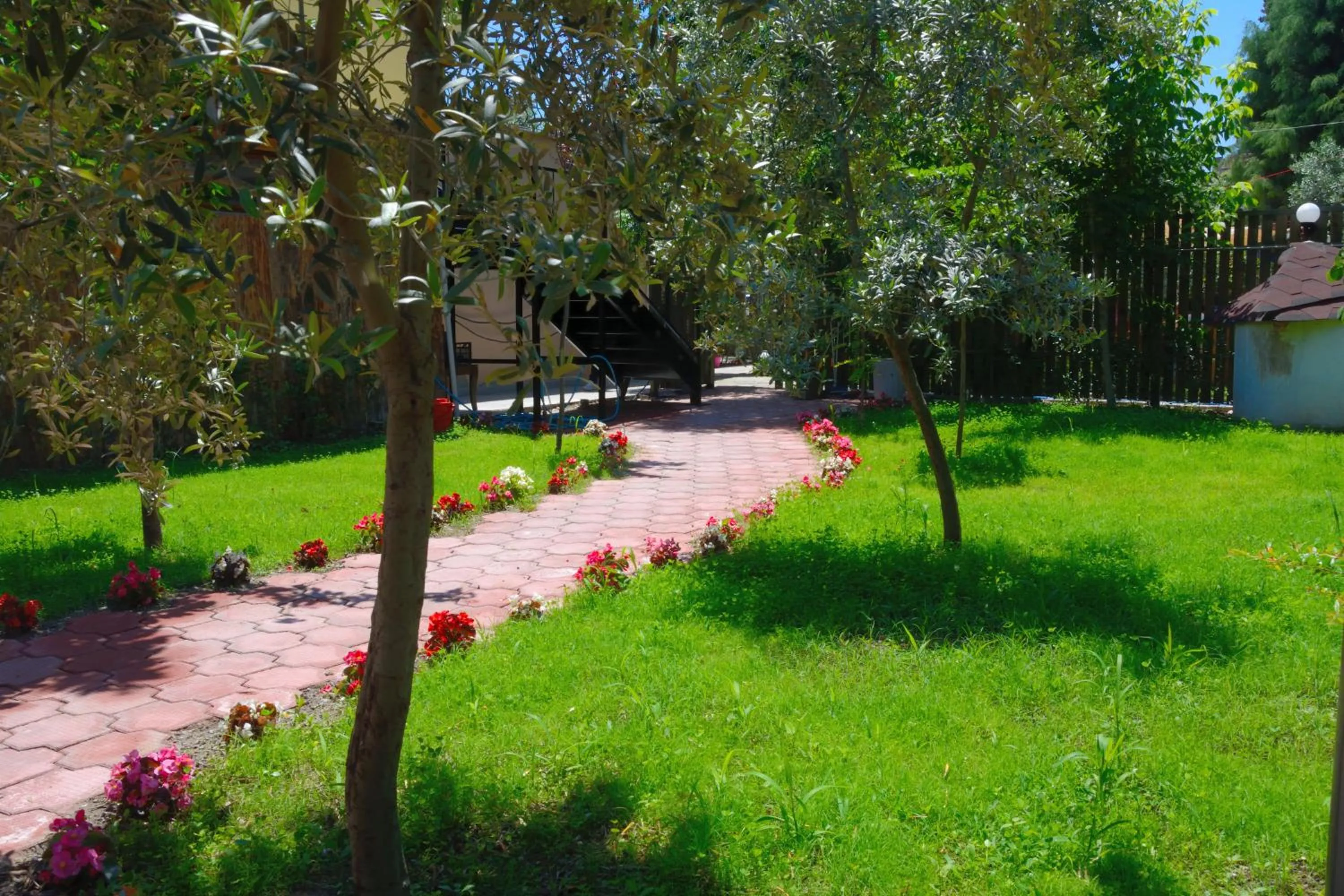 Garden in İznik Seyir Otel