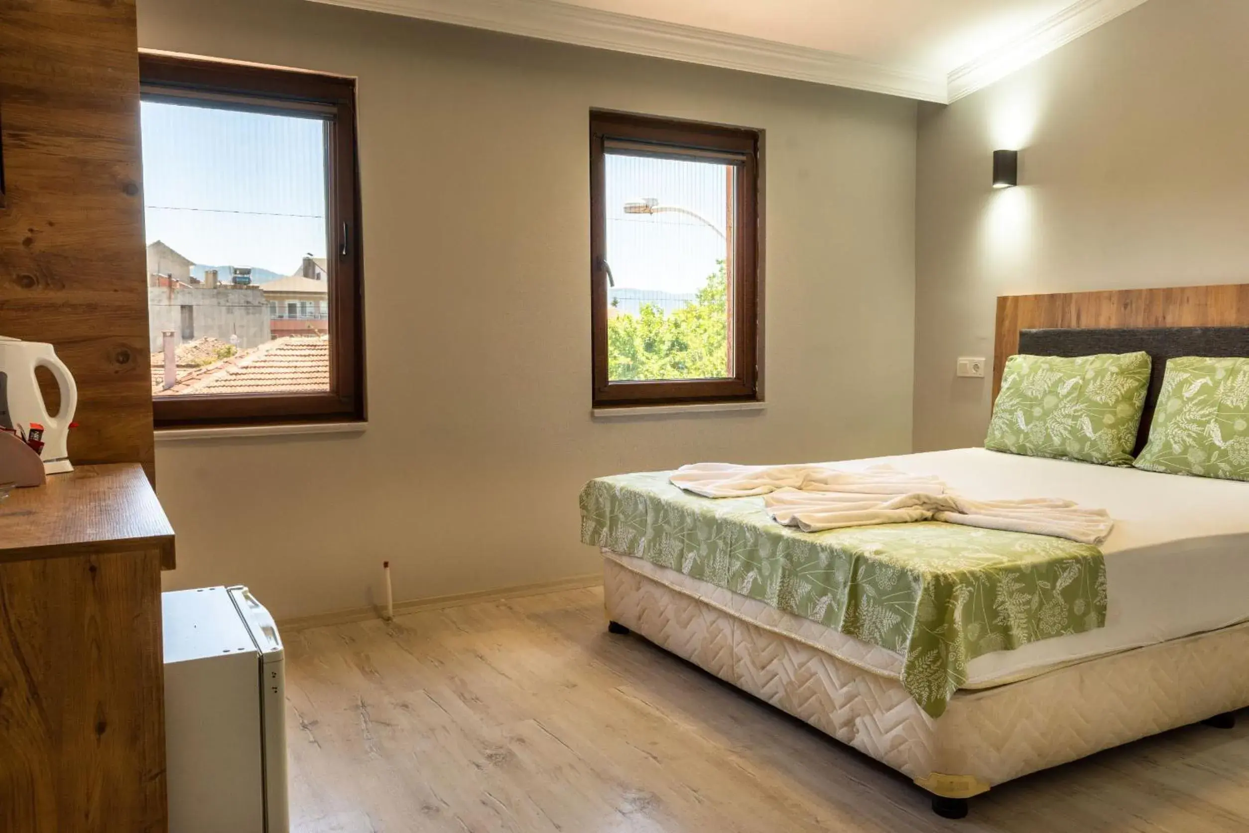 Photo of the whole room, Bed in İznik Seyir Otel Photo of the whole room, Bed in İznik Seyir Otel