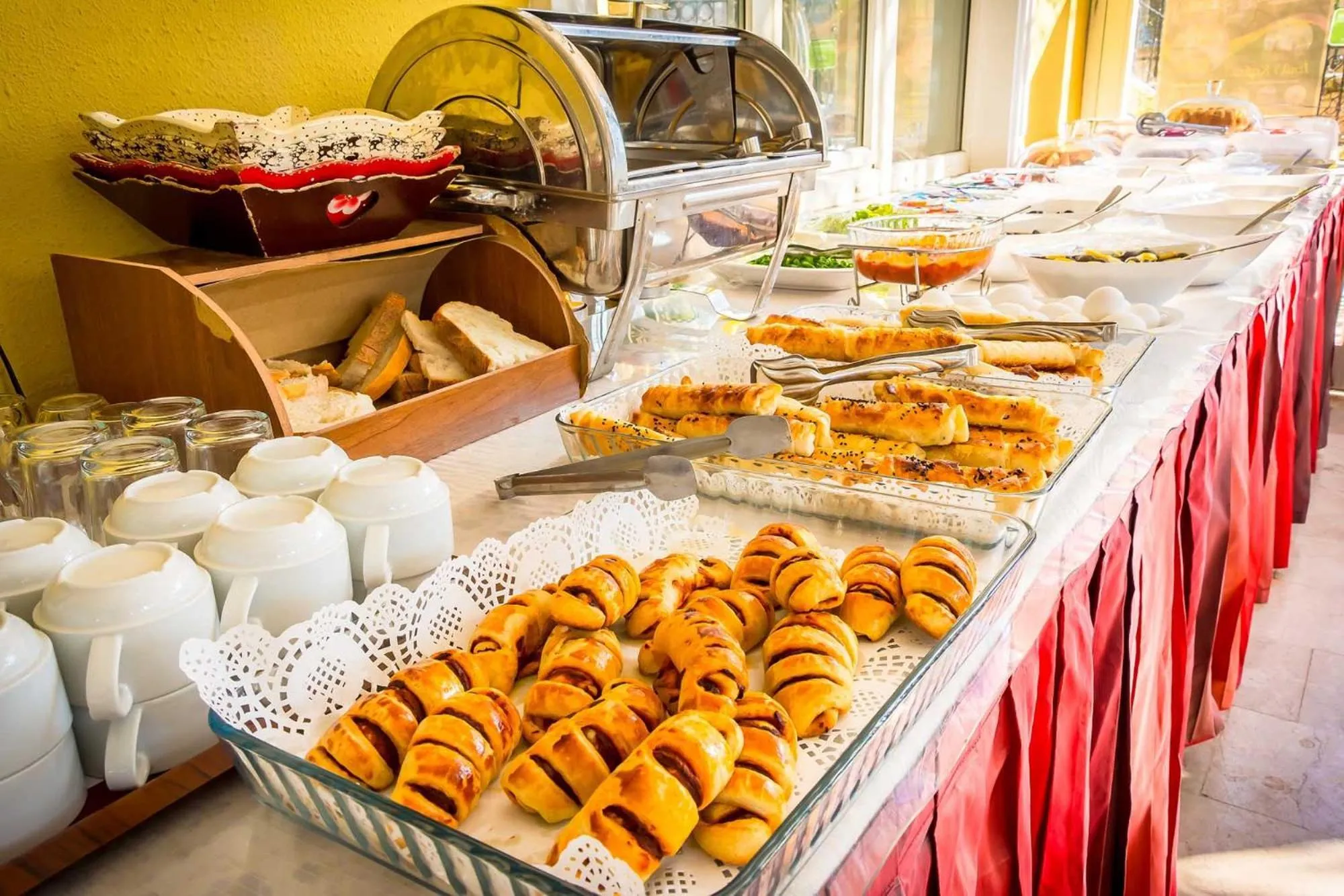 Restaurant/places to eat in İznik Seyir Otel