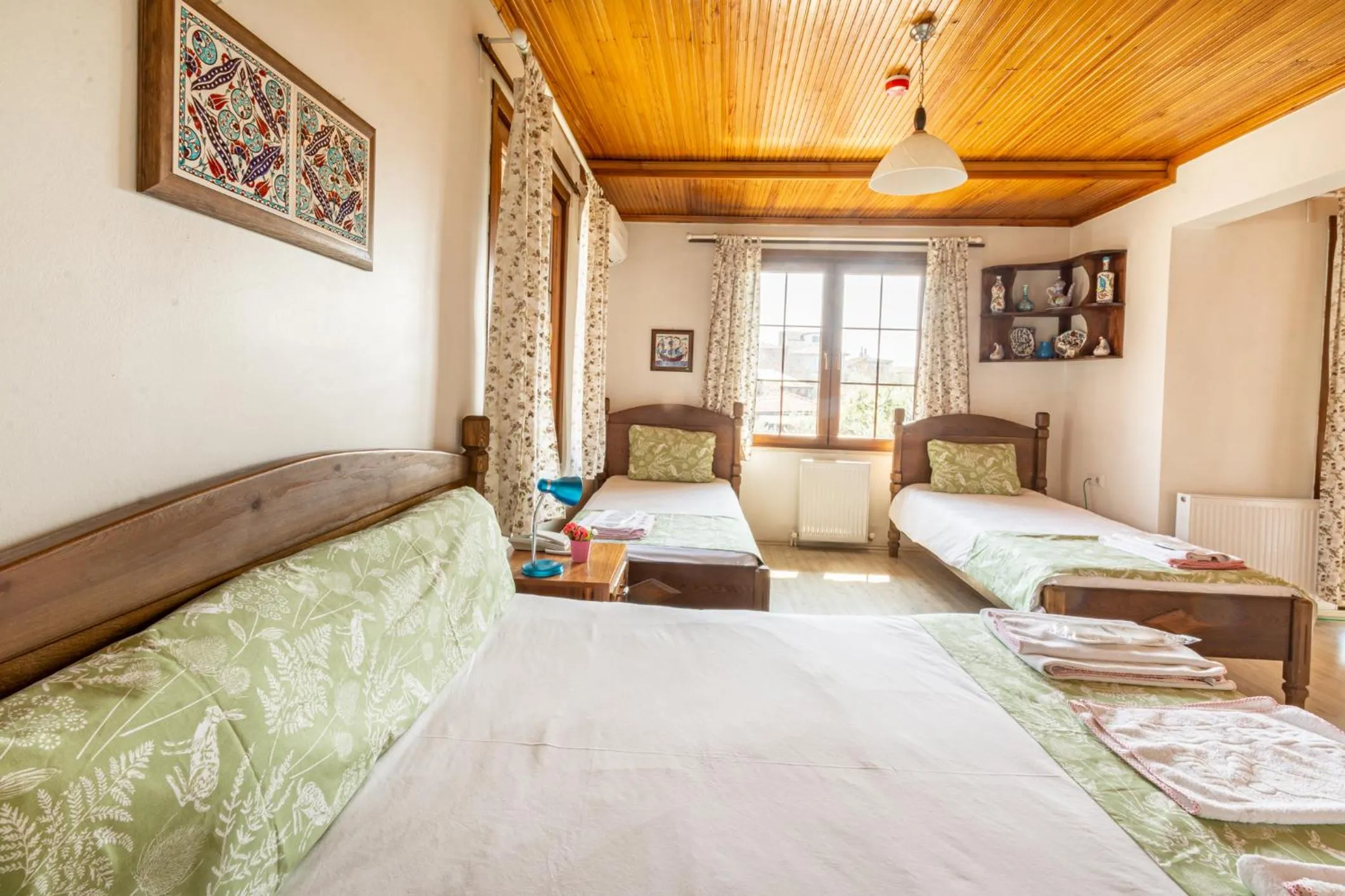 Bed in İznik Seyir Otel