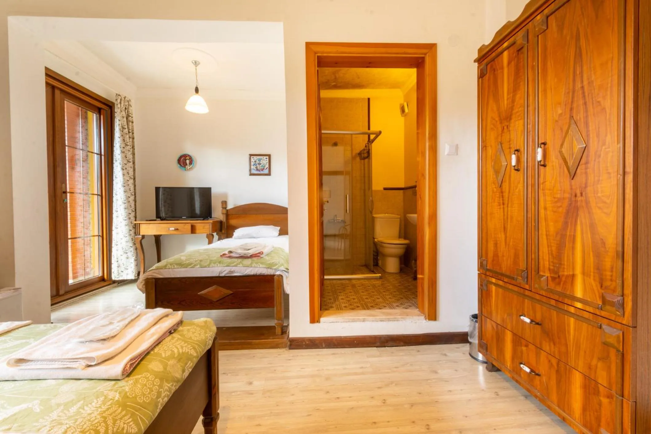 Bedroom, Bed in İznik Seyir Otel