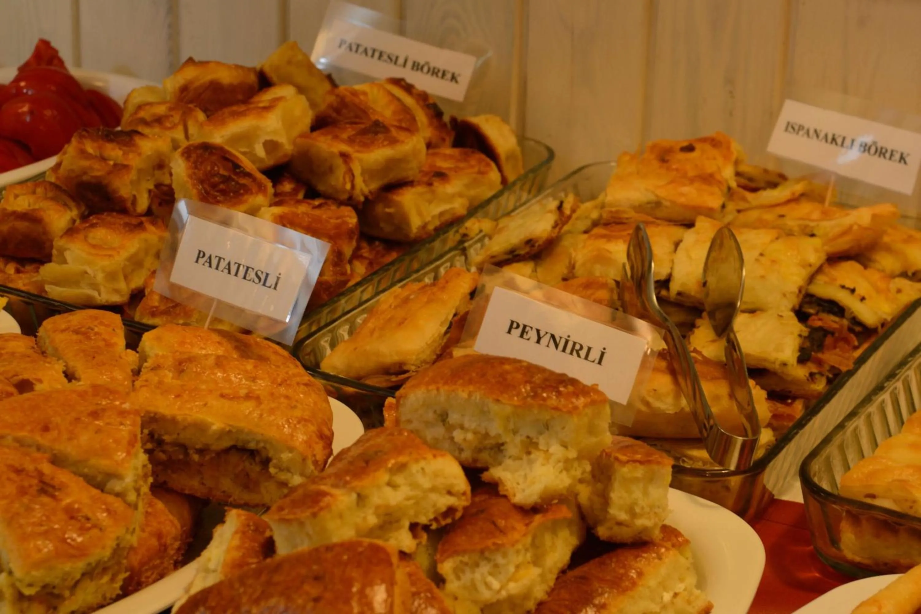 Buffet breakfast in İznik Seyir Otel