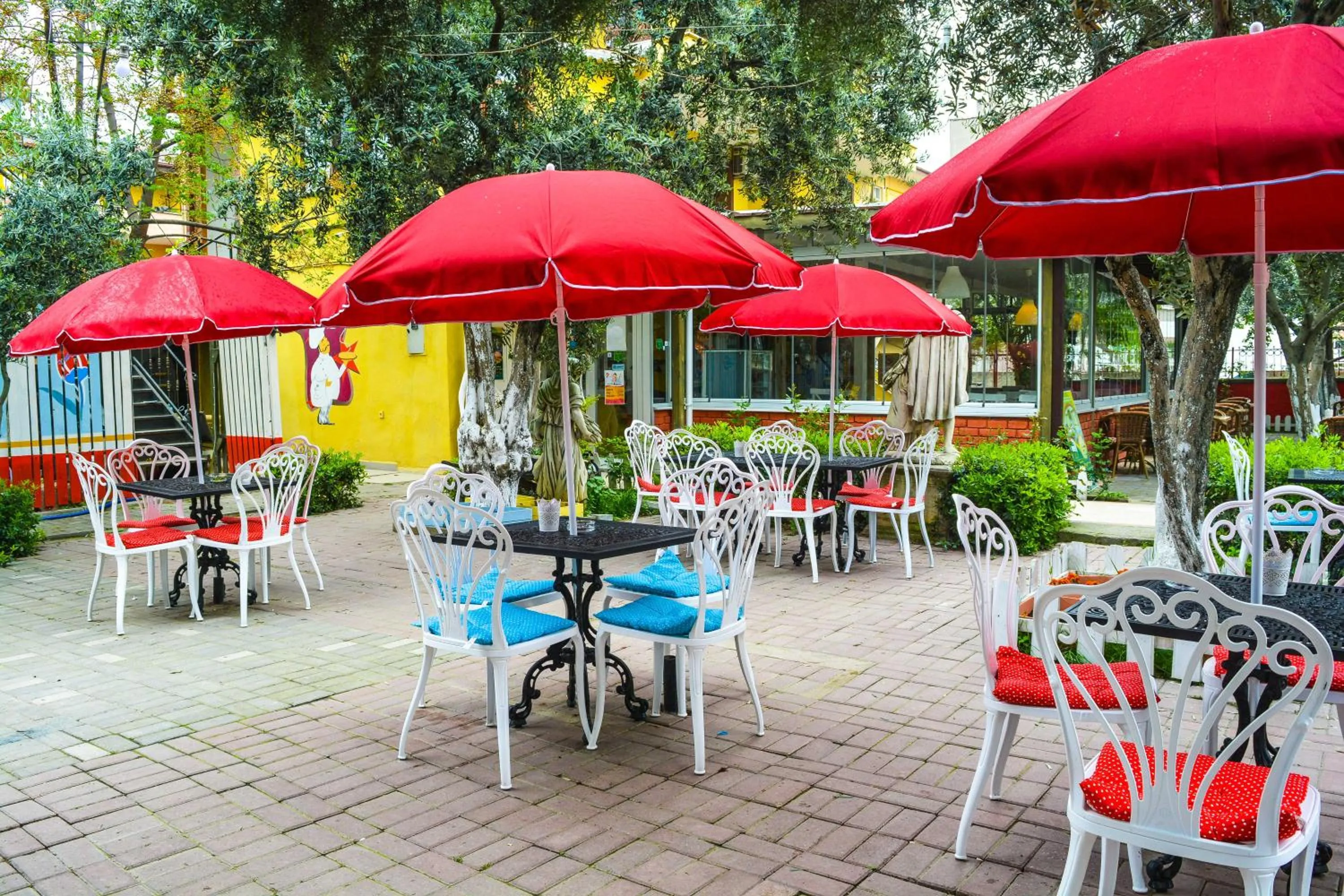 Property building in İznik Seyir Otel