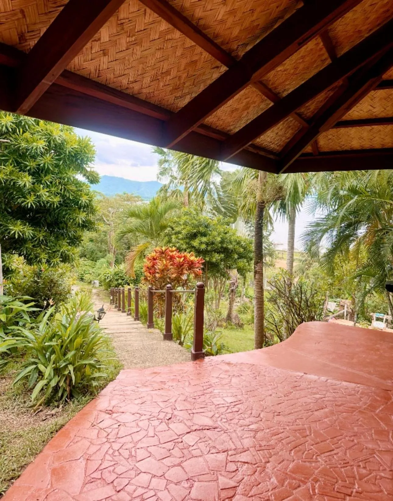 Casa Rosa Inn and Restaurant