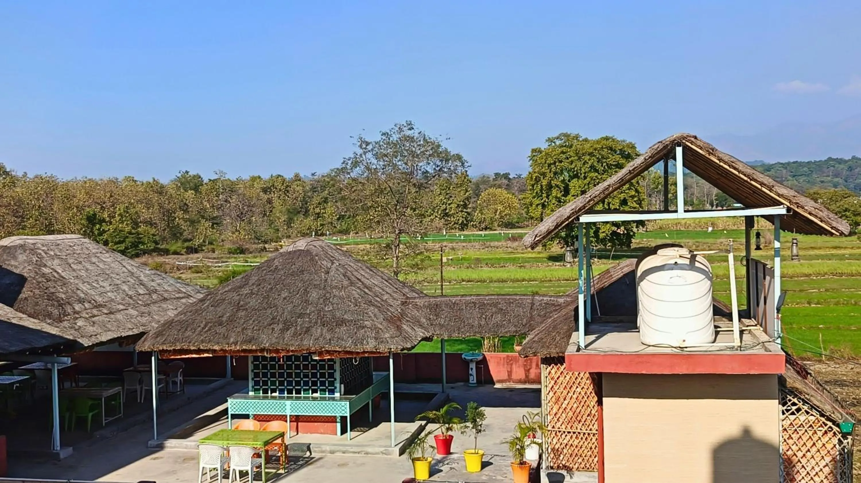 Restaurant/places to eat in Asapin Vanymahal