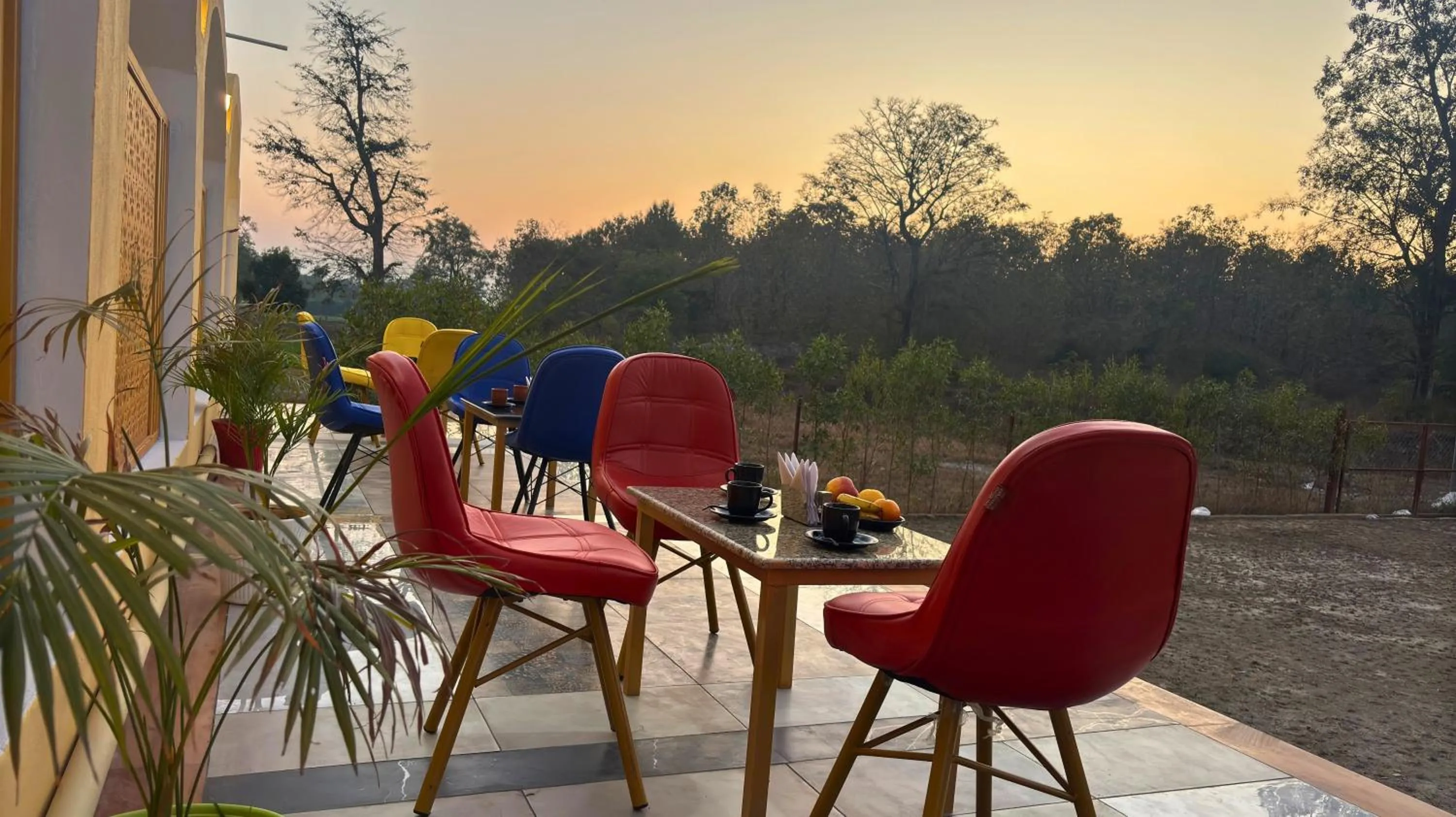 Restaurant/places to eat in Asapin Vanymahal