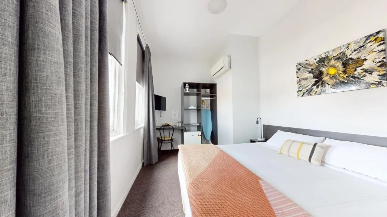 Bed in Doctor Syntax Hotel