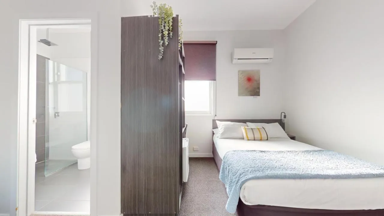 Bed in Doctor Syntax Hotel