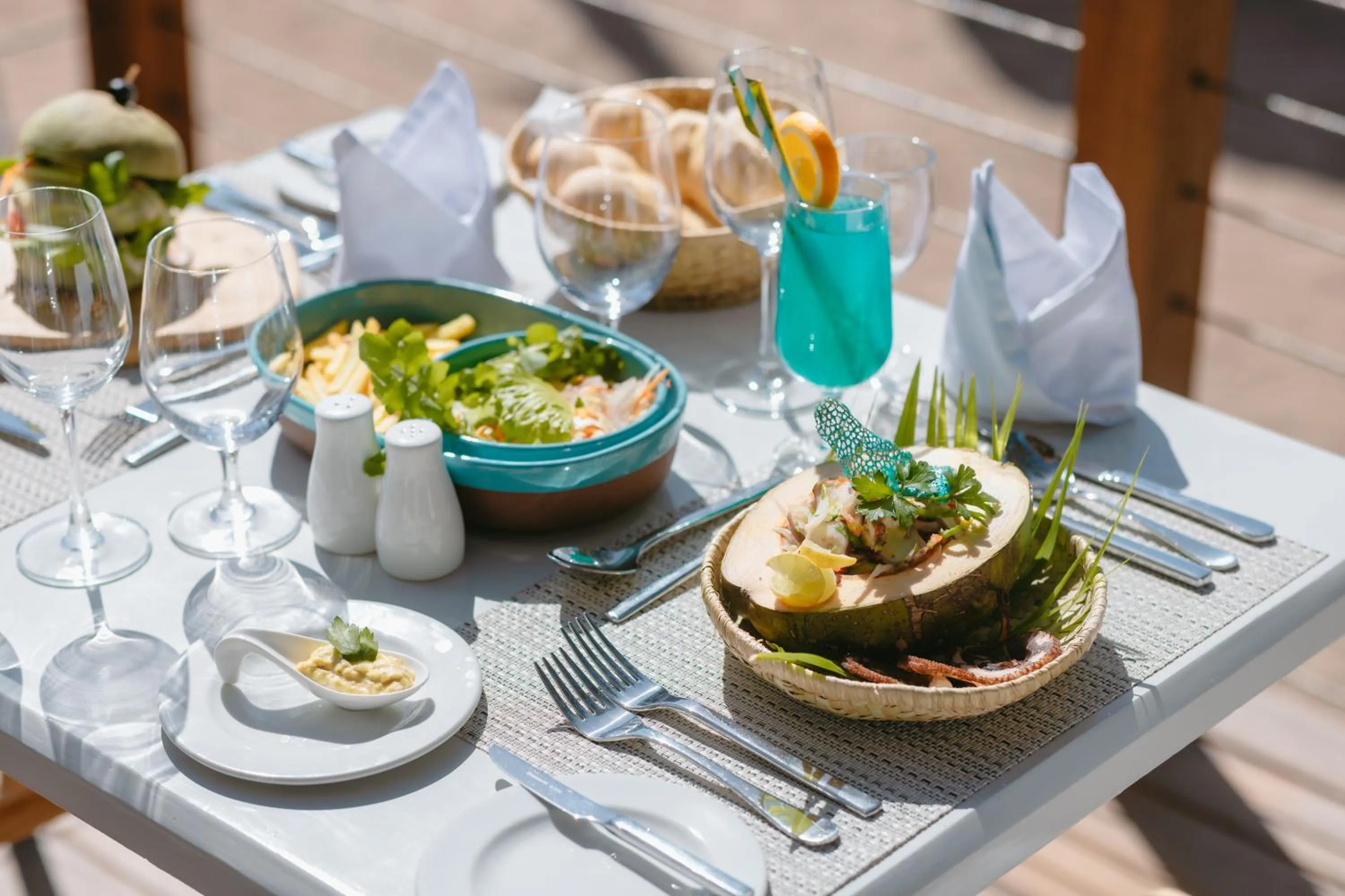 Restaurant/places to eat in Cotton Bay Resort & Spa