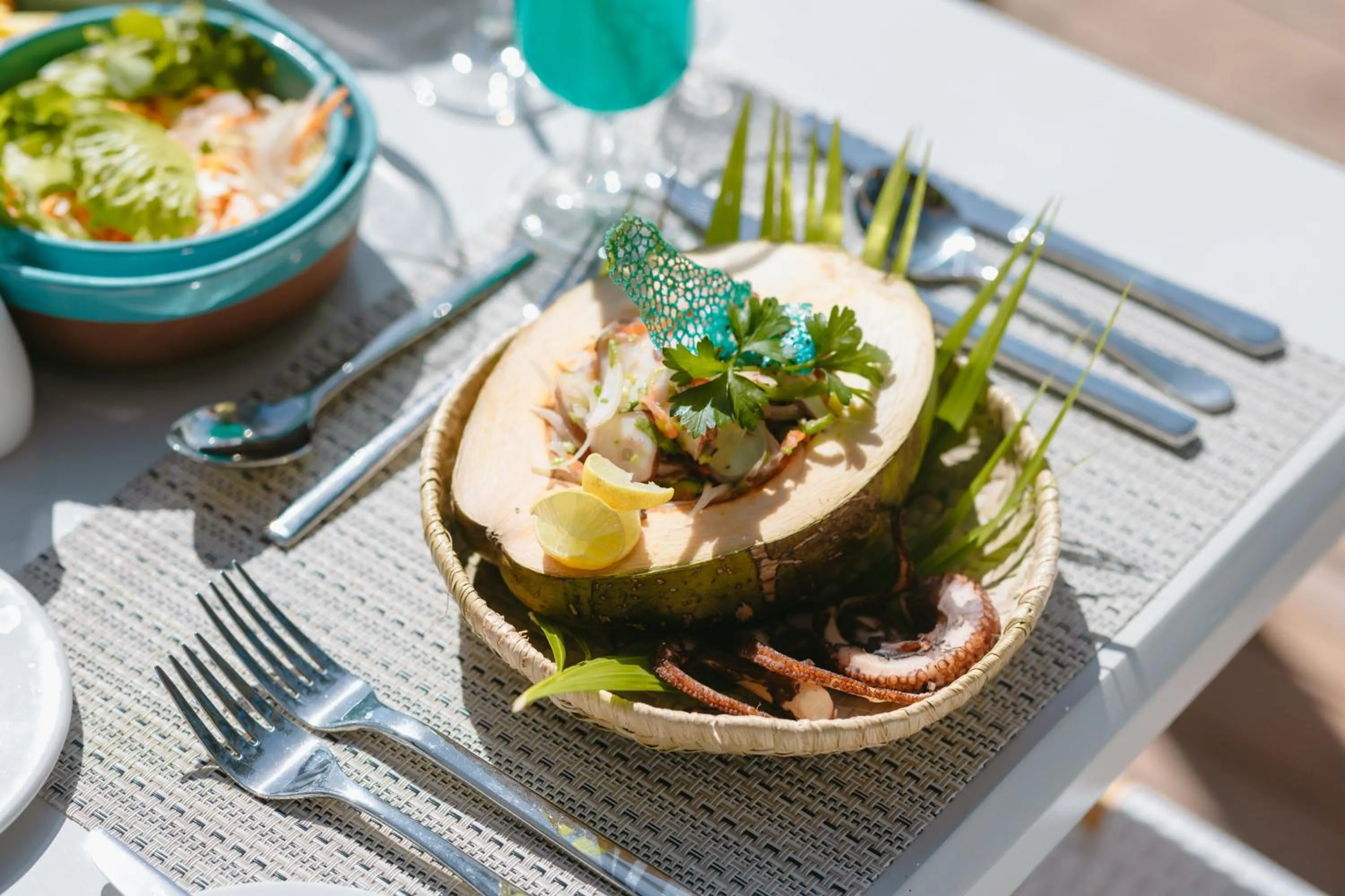 Food and drinks in Cotton Bay Resort & Spa