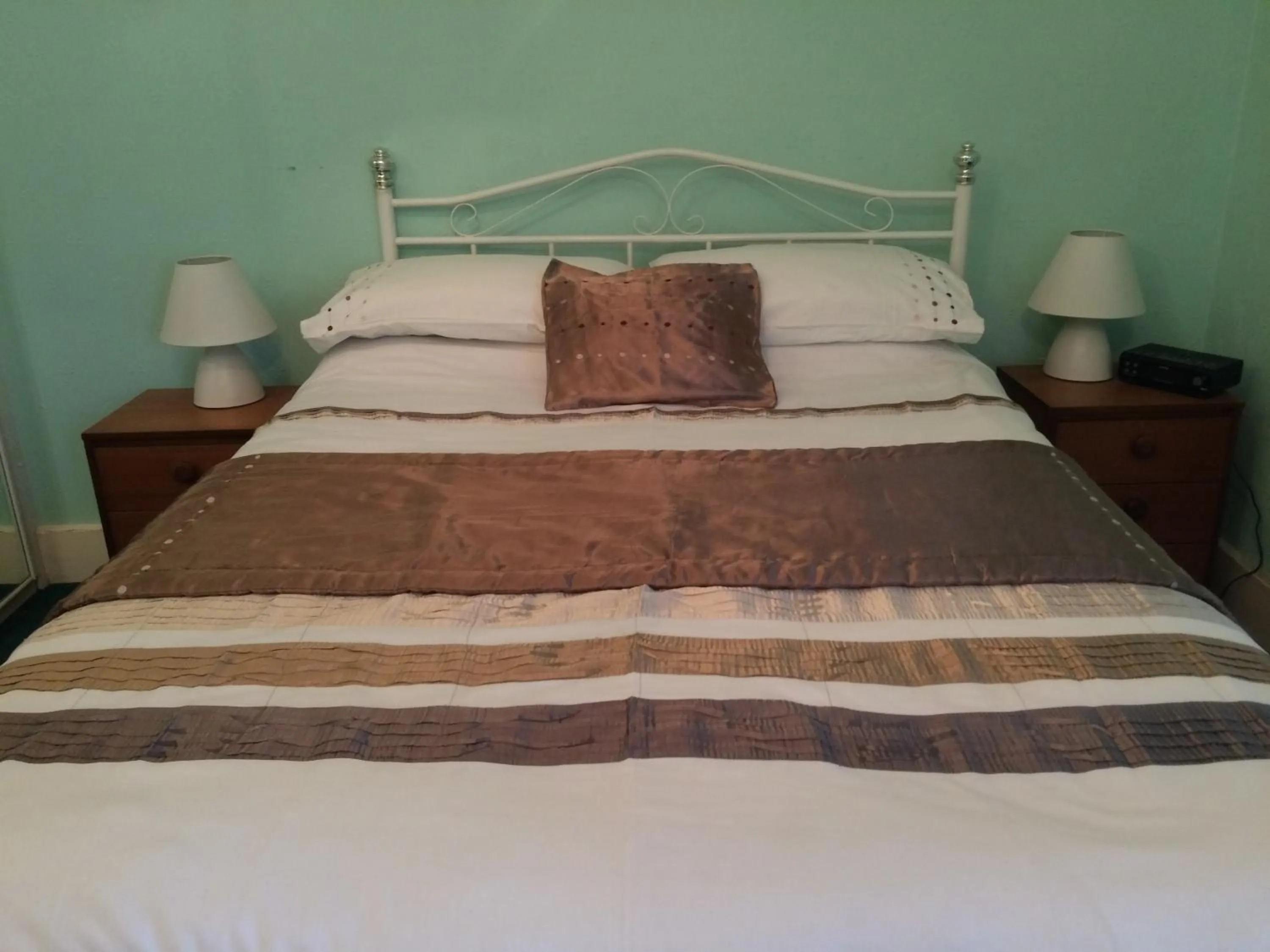 Bed in Ardgarry Holiday House