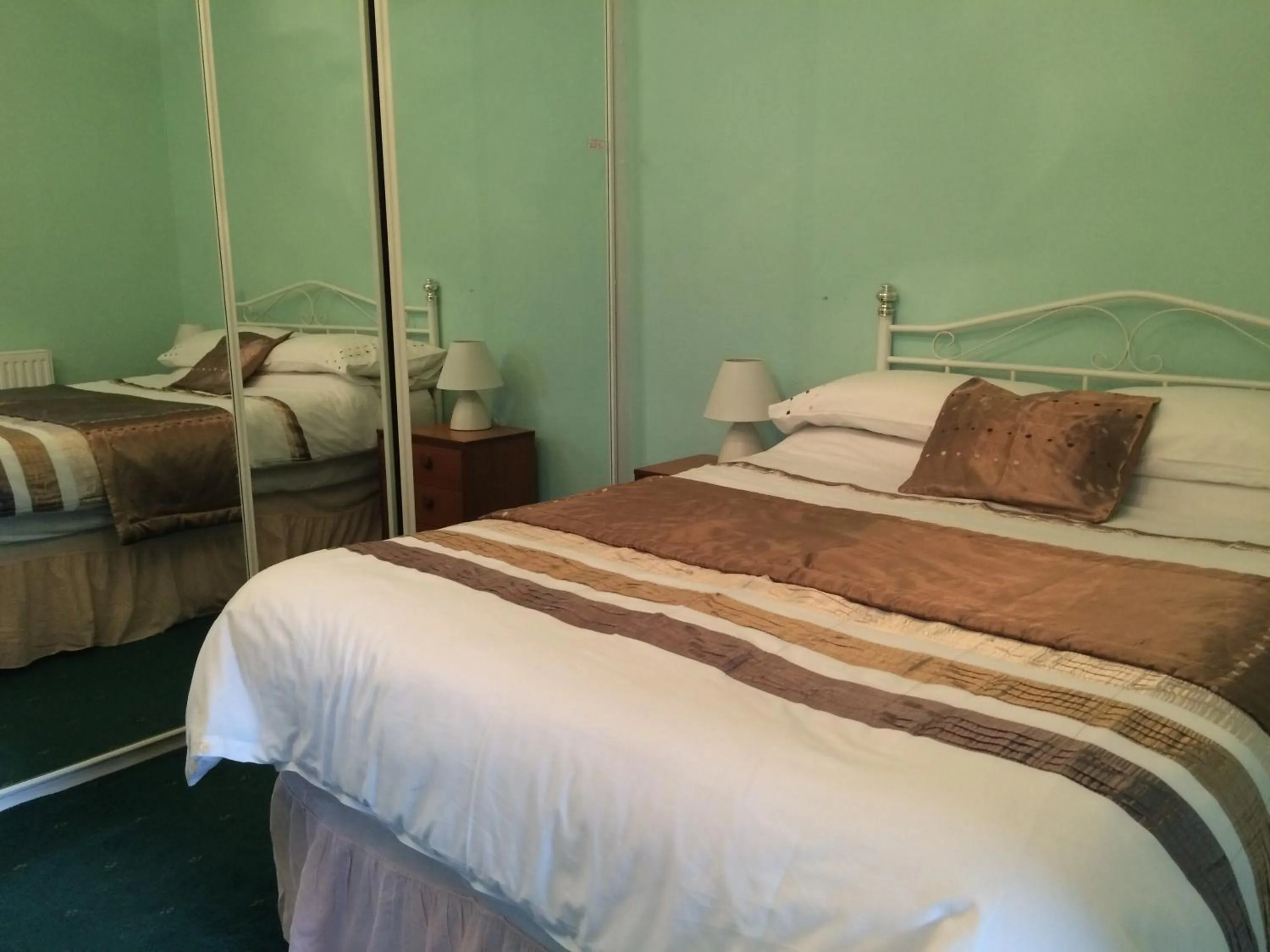 Bed in Ardgarry Holiday House
