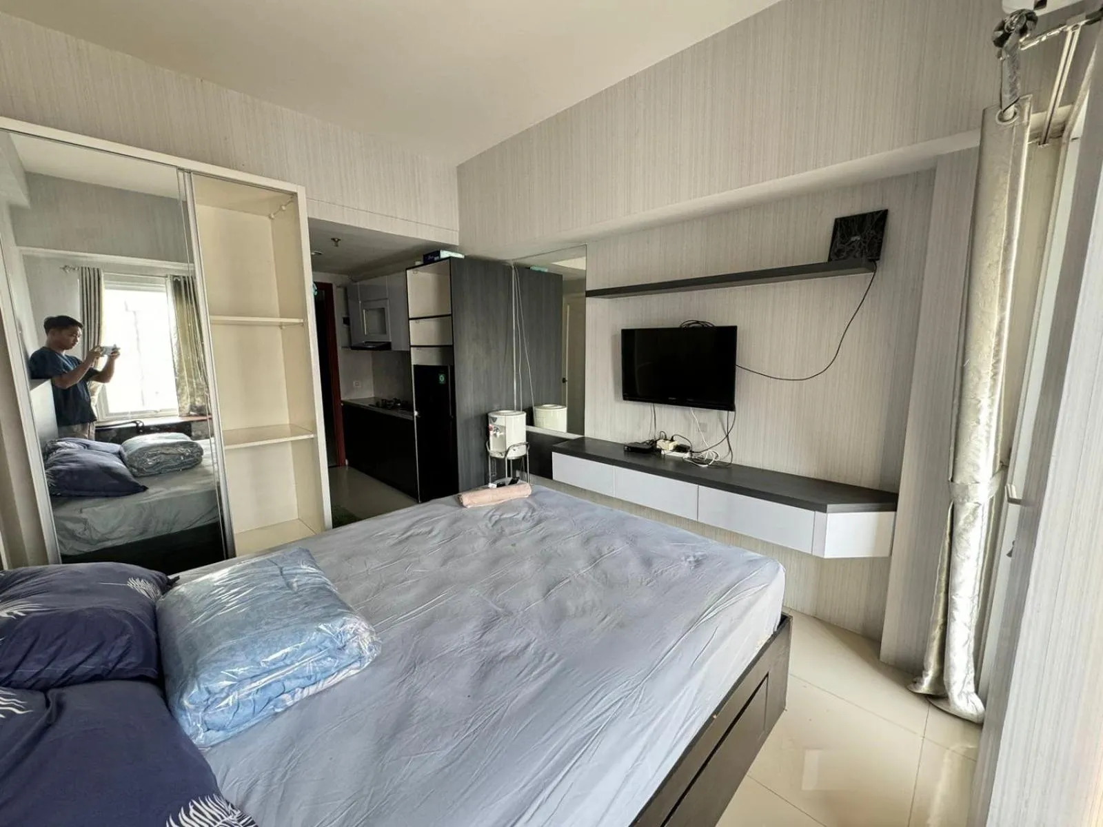 Bedroom, Bed in Tmansari Mahogany Apartement By Cozy