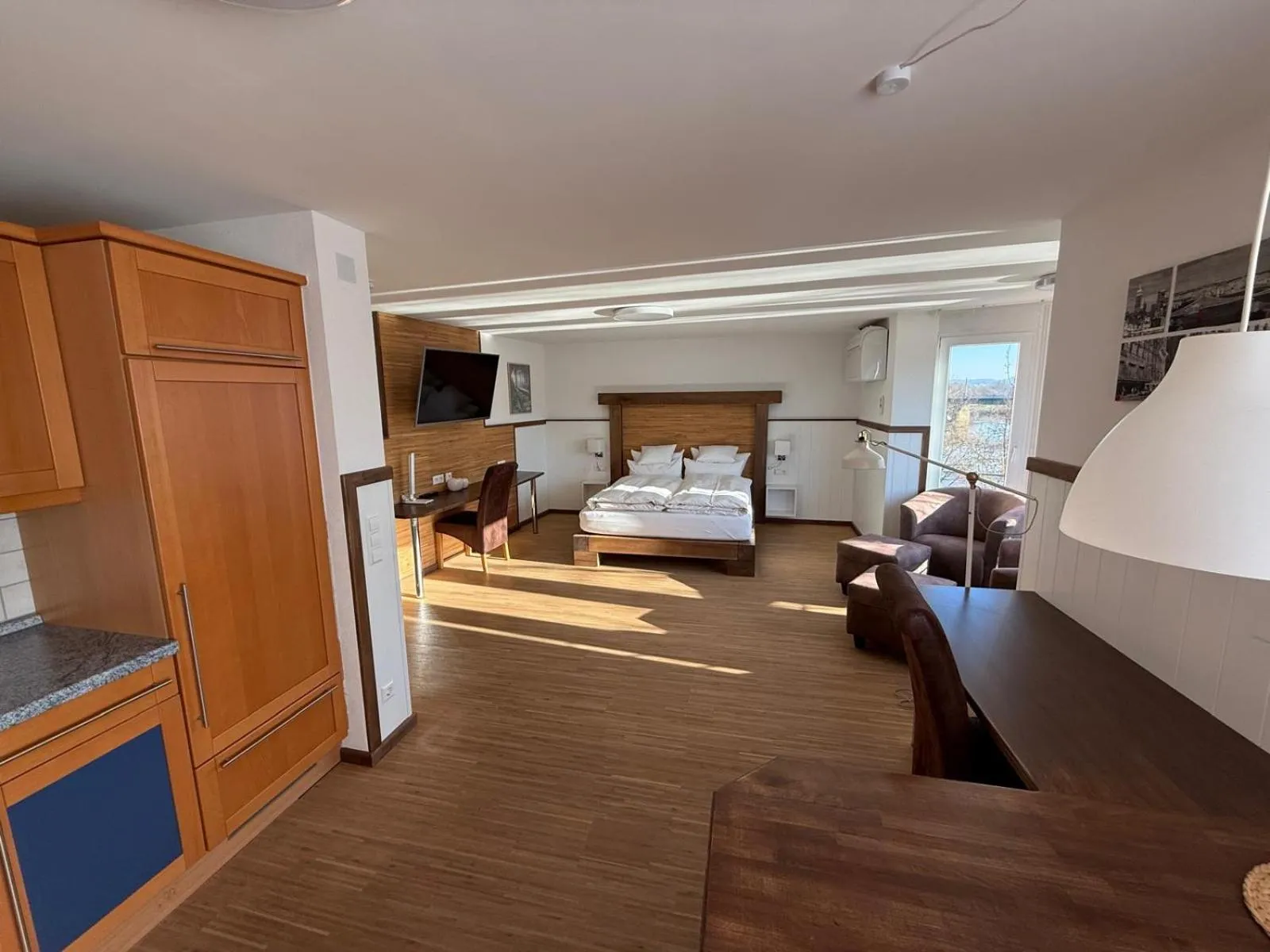 Bed in Hotel Schöne Aussicht