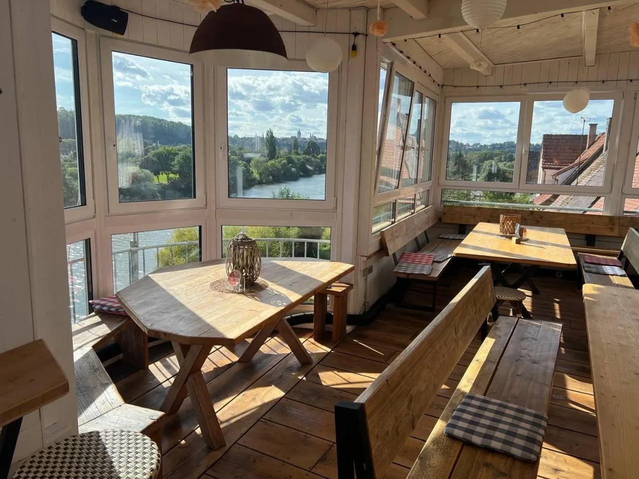 Restaurant/places to eat in Hotel Schöne Aussicht