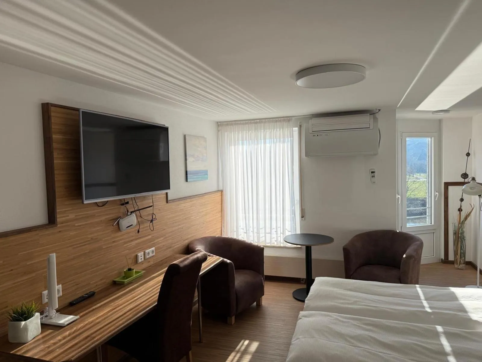 Bed in Hotel Schöne Aussicht