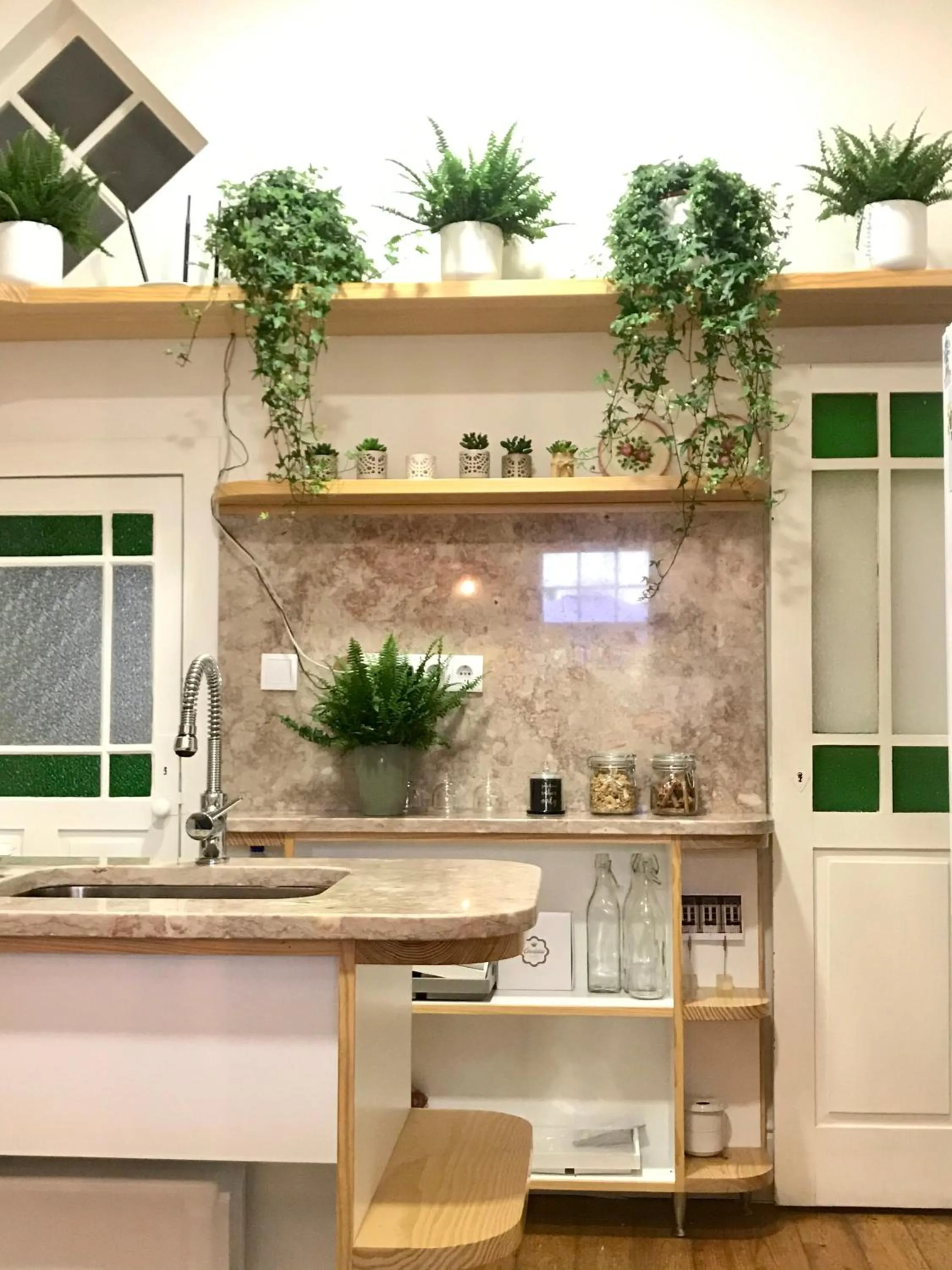 Kitchen or kitchenette in Porto Vintage Guesthouse