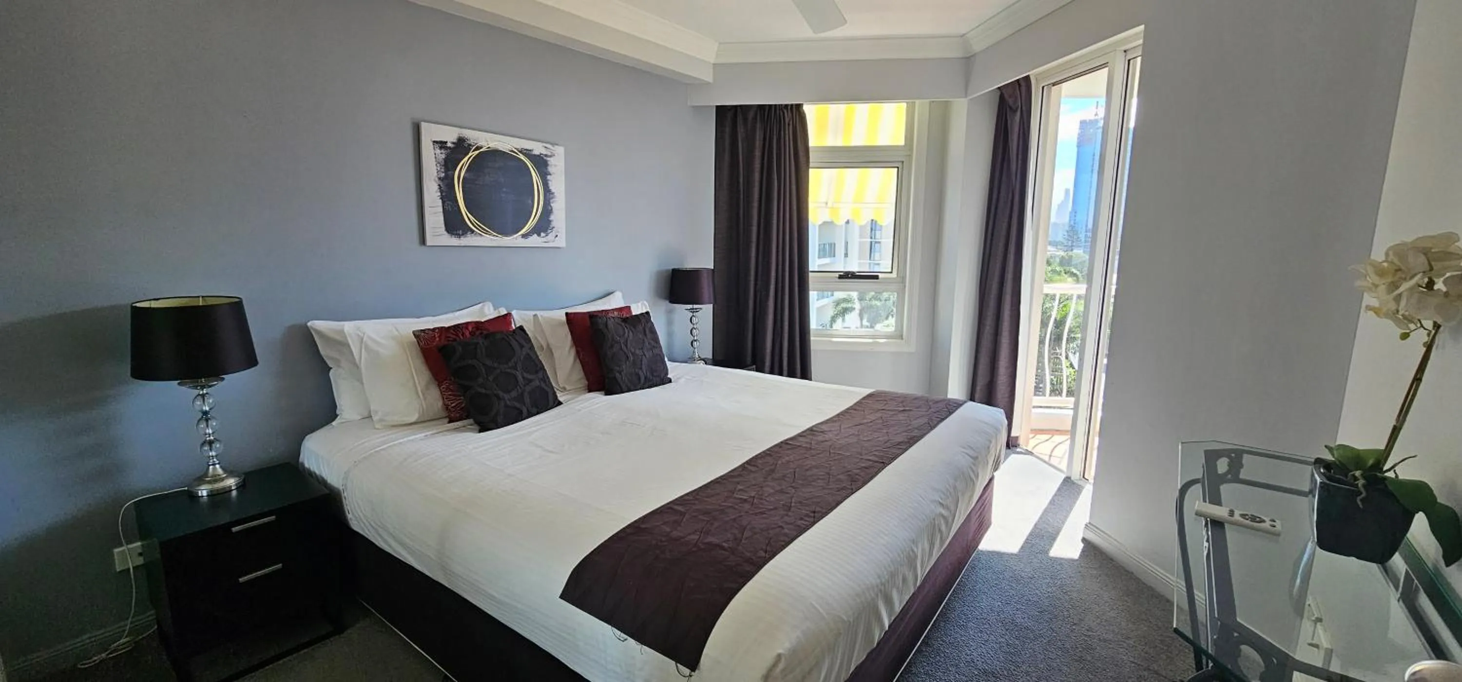 Bedroom, Bed in Broadbeach Holiday Apartments