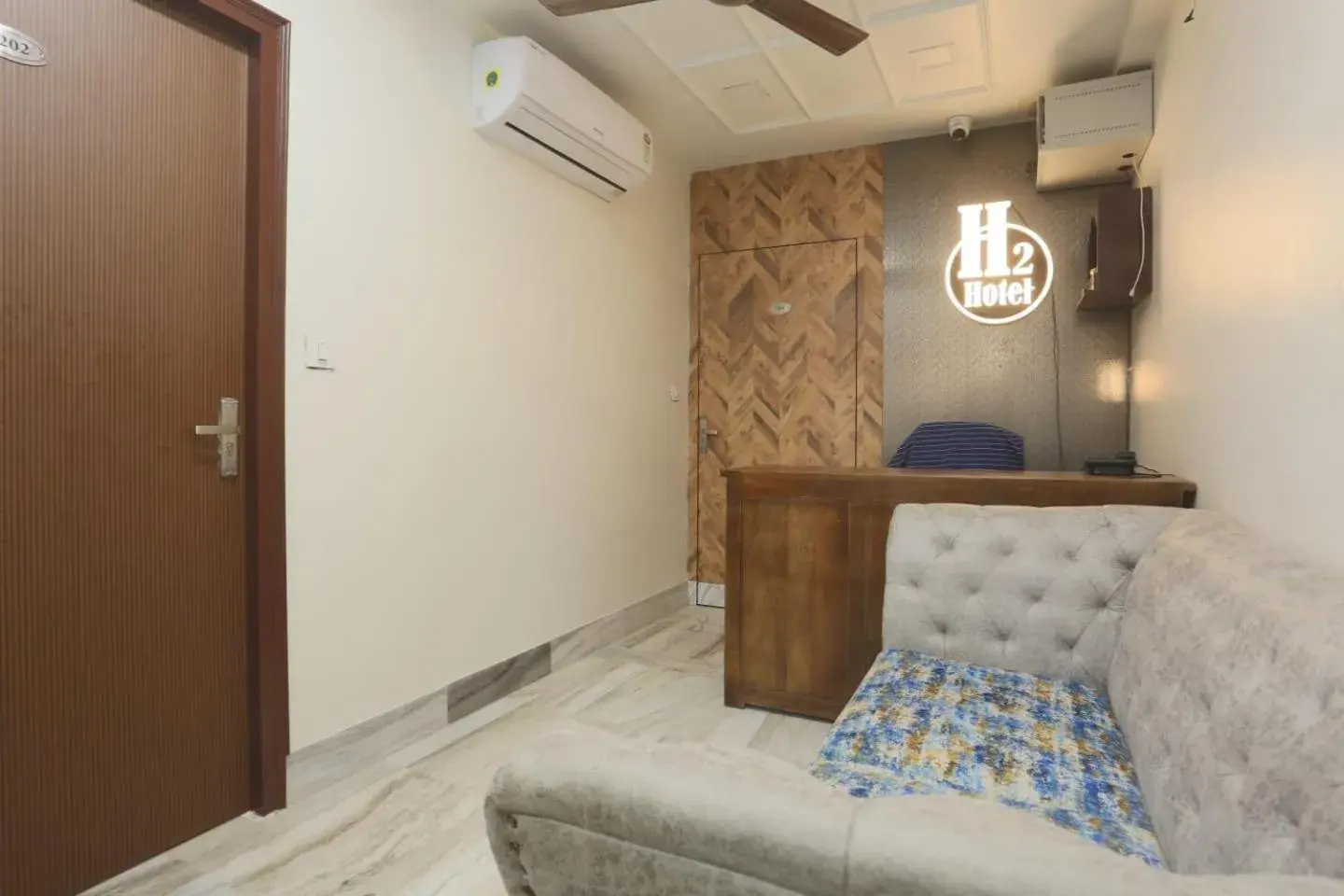 Holiday Out Hotel Holiday Out Hotel