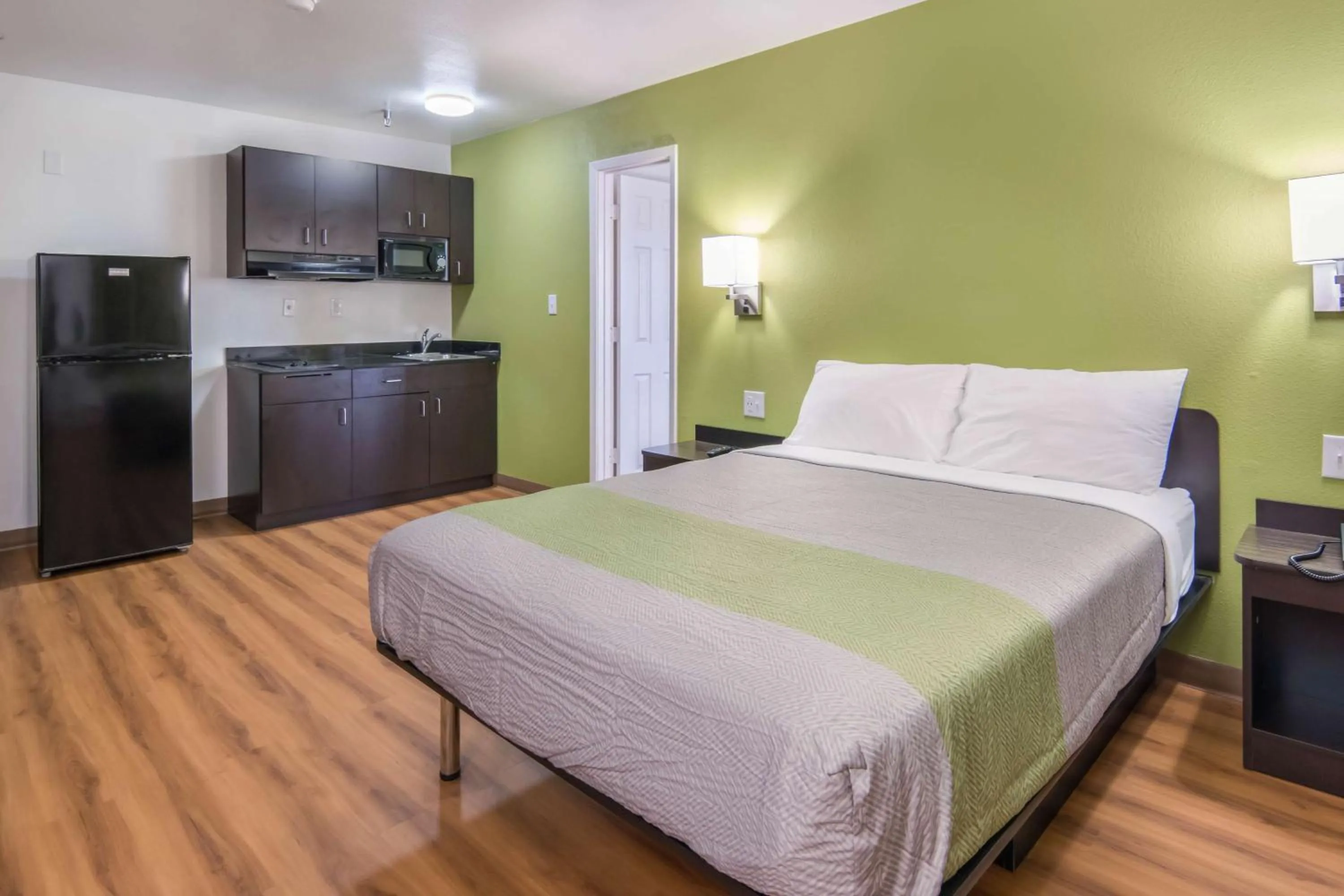 Bedroom, Bed in Motel 6 Abilene, TX - East