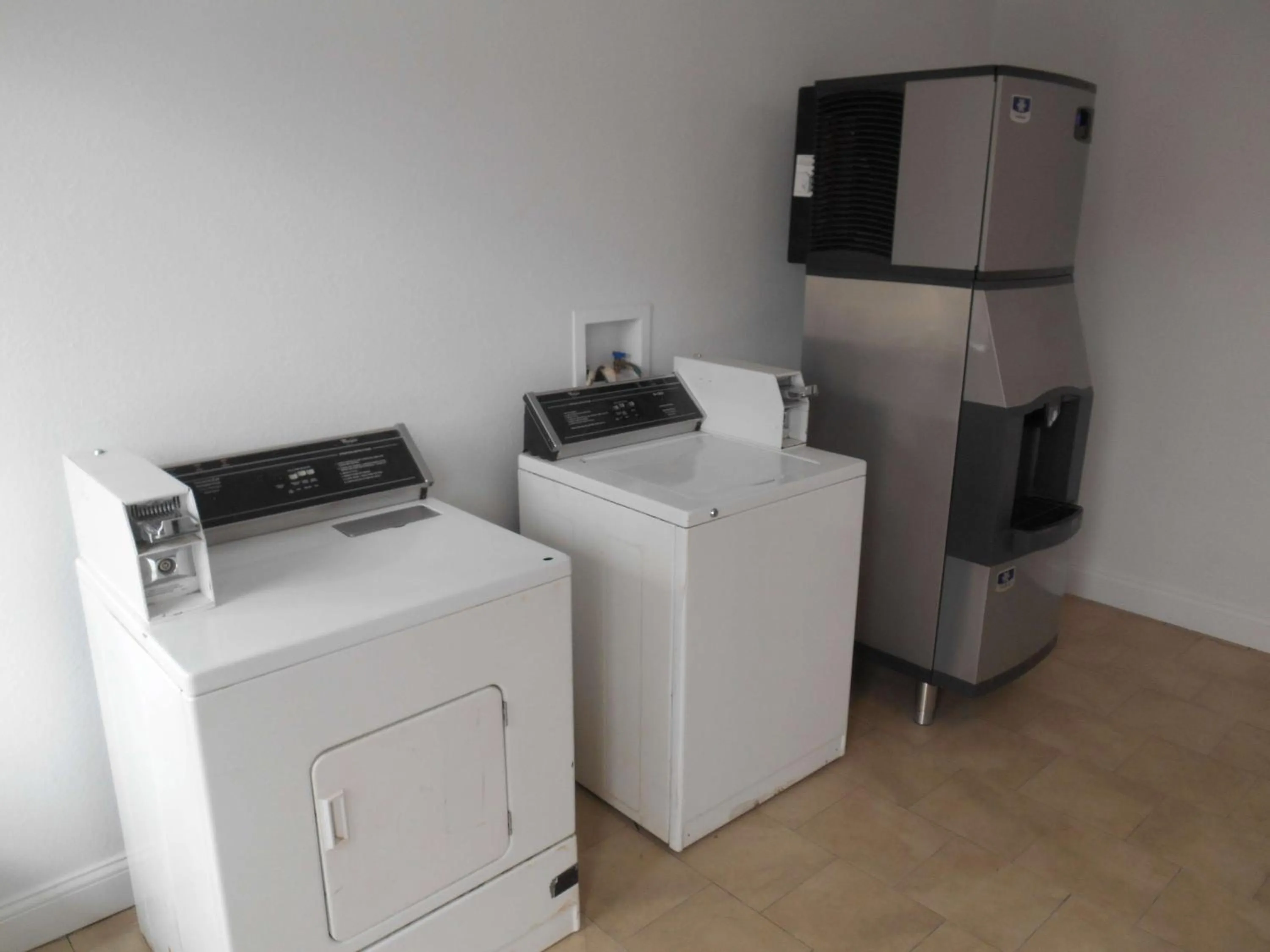 On site in Motel 6 Abilene, TX - East