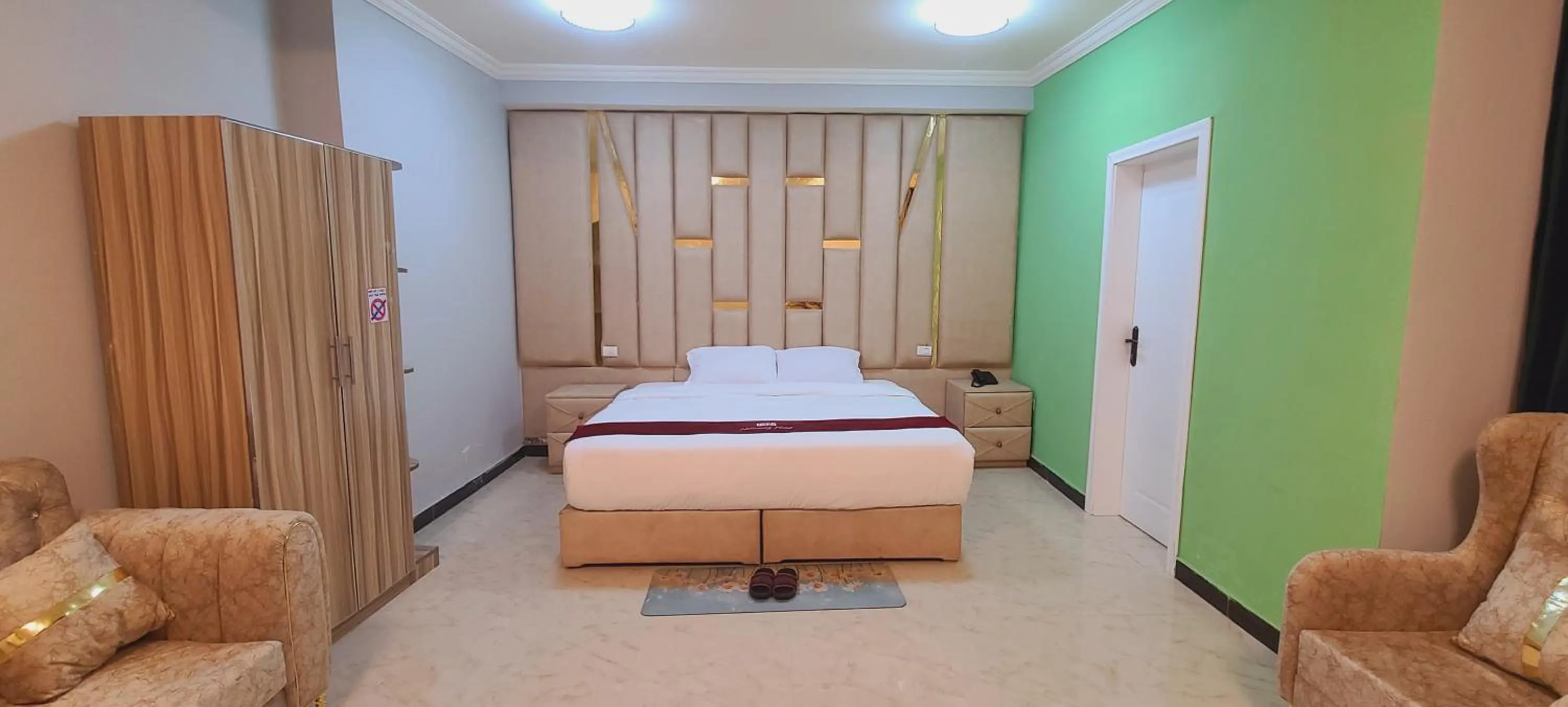 Bed in Nahusenay hotel