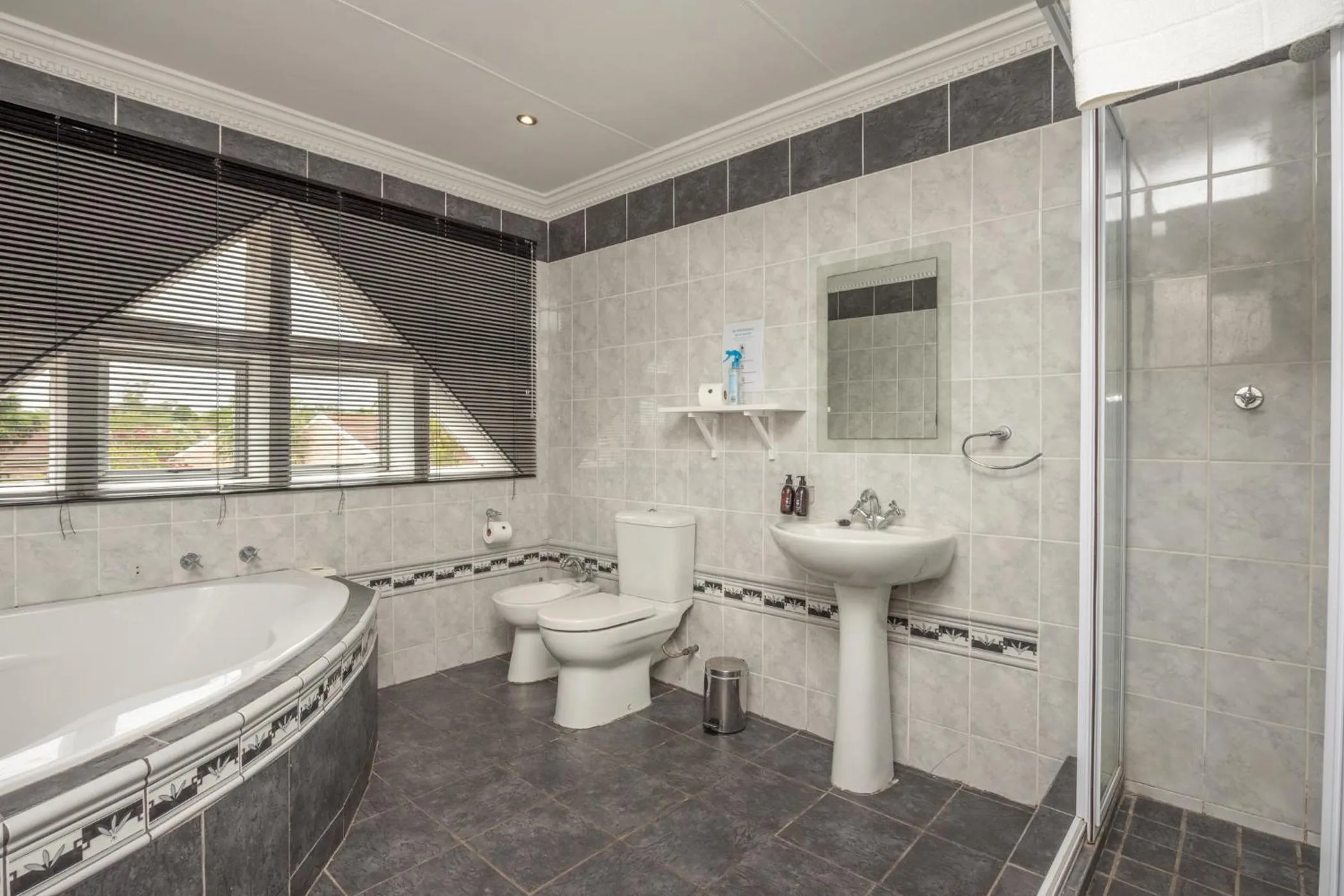 Bathroom in Millard Crescent Guest House