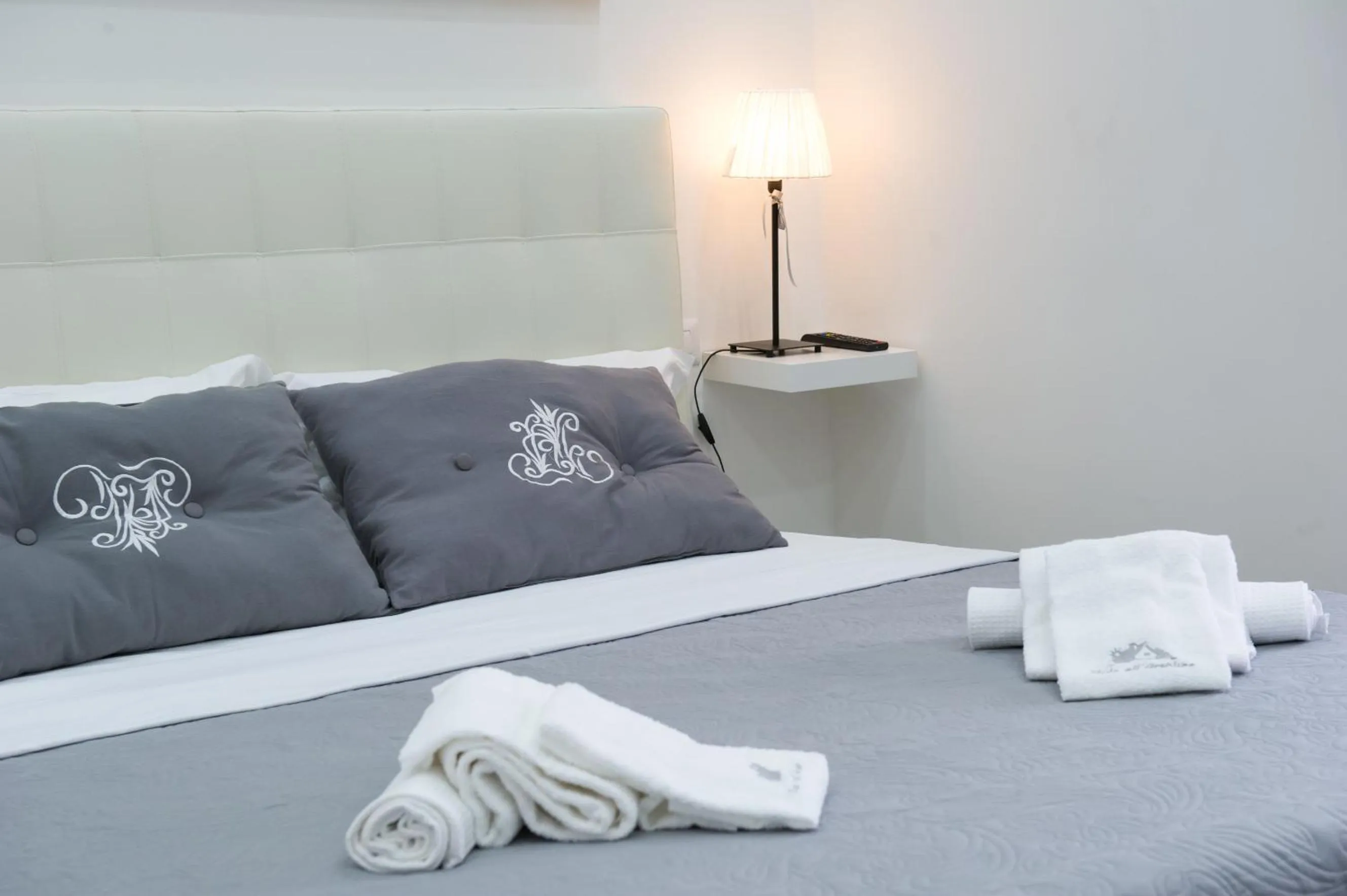 Decorative detail, Bed in Nido all'Aventino