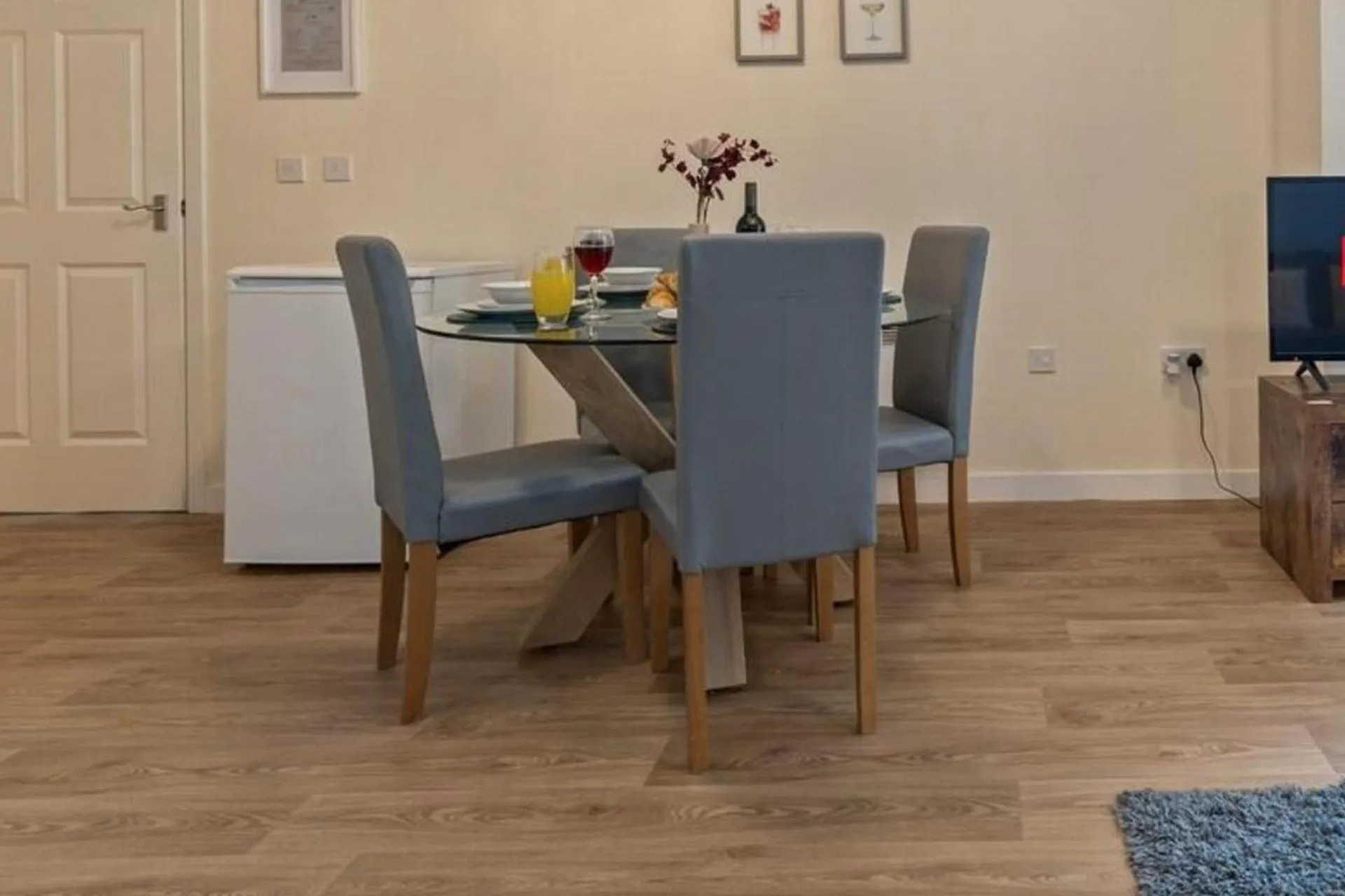 Tranquil Telford Retreat with 2 Bedrooms