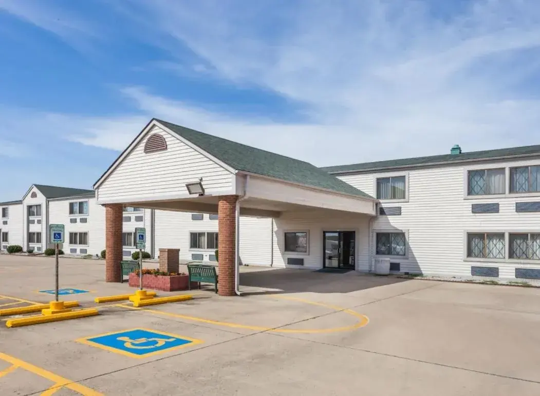 Fairbridge Inn Express Decatur Forsyth IL Fairbridge Inn Express Decatur Forsyth IL