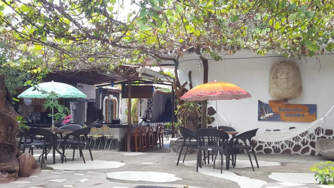 Patio in Hotel Coloma Galapagos