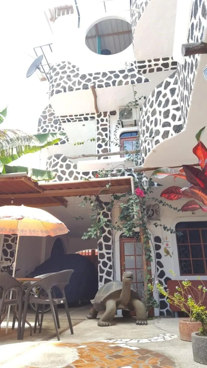 Garden view in Hotel Coloma Galapagos