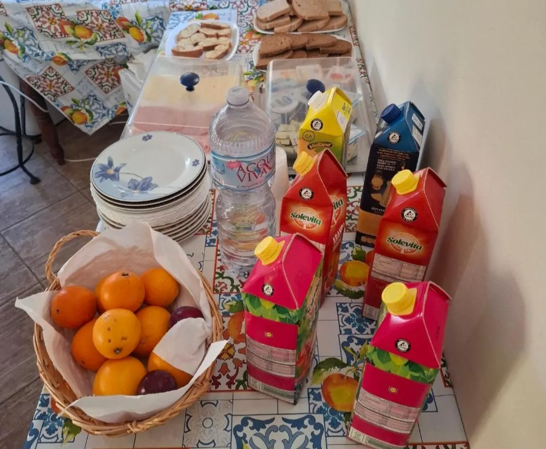 Breakfast in B&B Al Dammuso