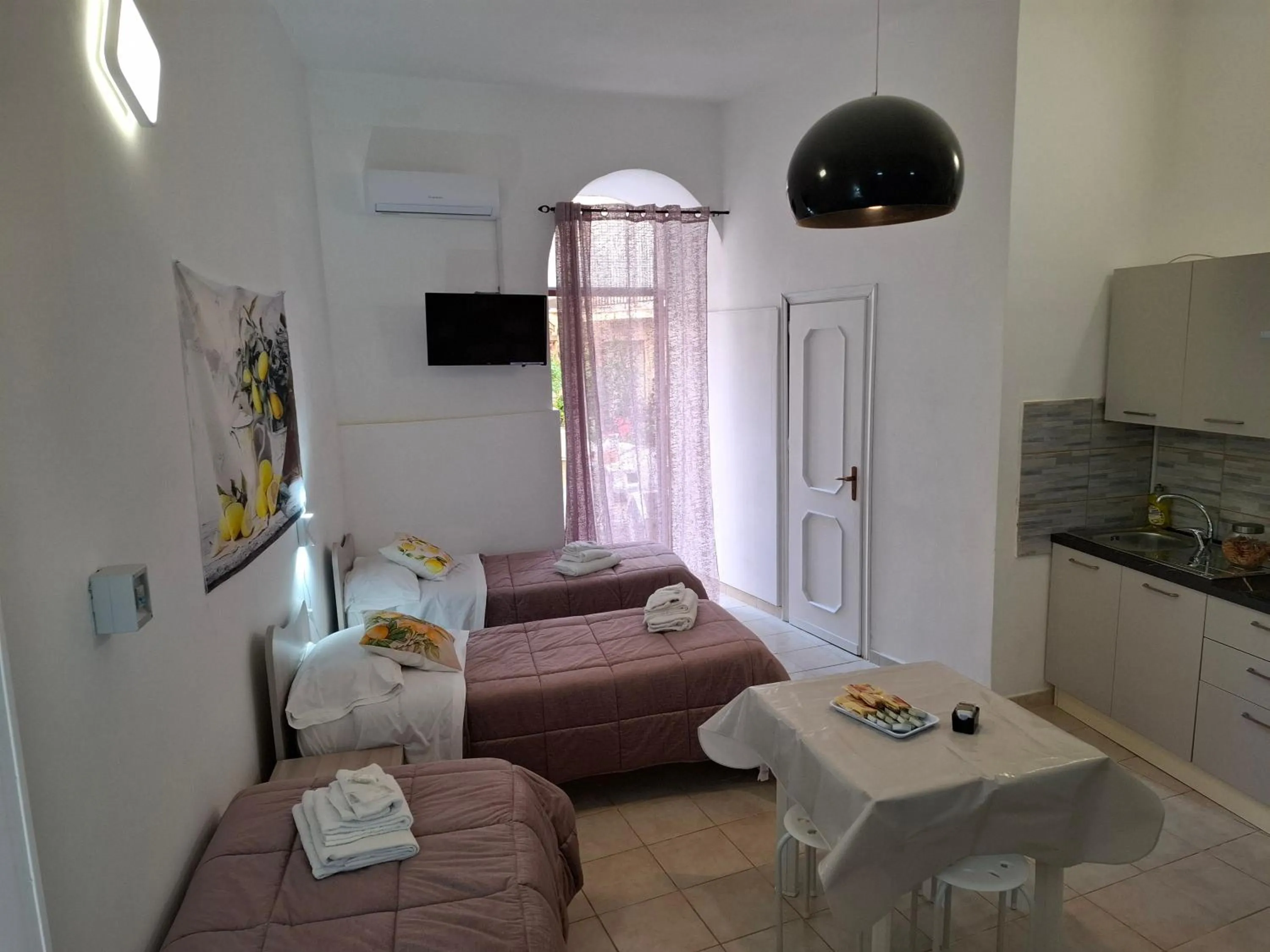 Bedroom, Bed in Le Lumìe "Bed, Breakfast end Kitchen in the Room"