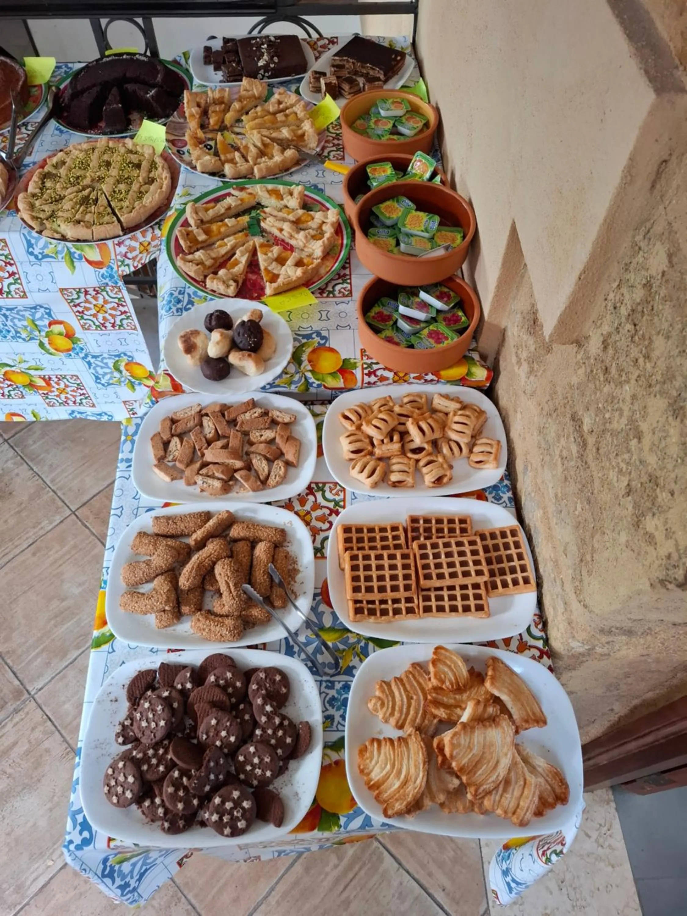 Breakfast in B&B Al Dammuso