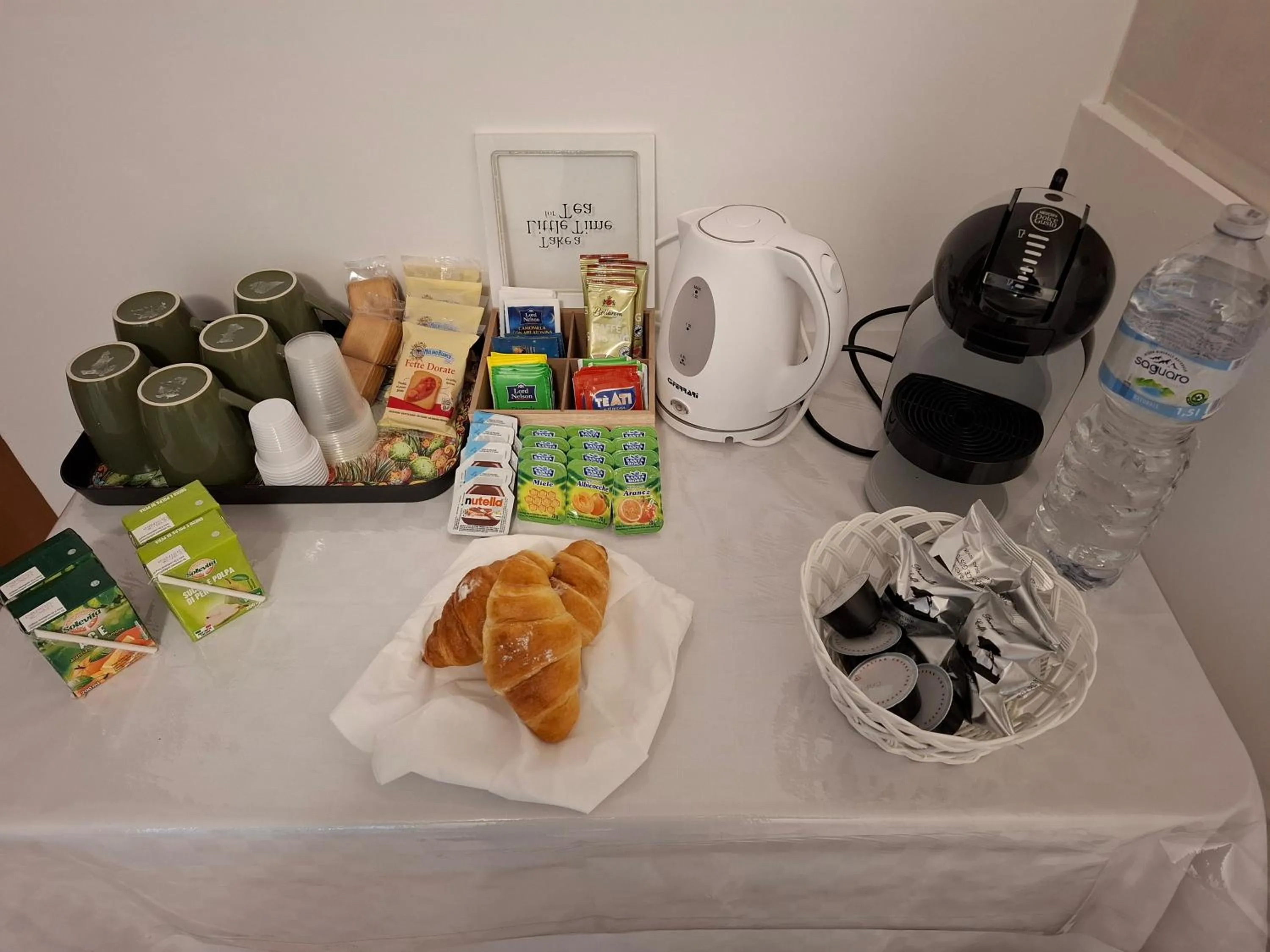 Breakfast in B&B Al Dammuso