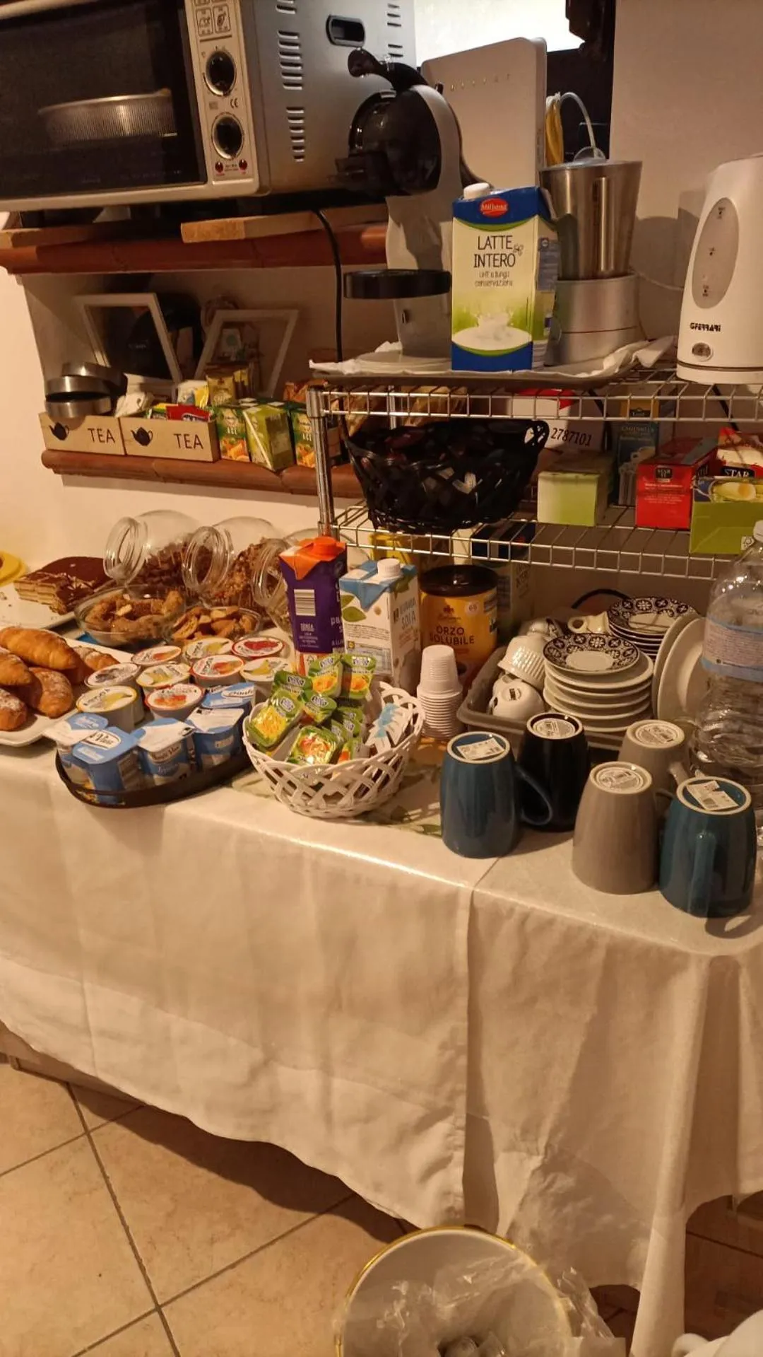 Breakfast in B&B Al Dammuso