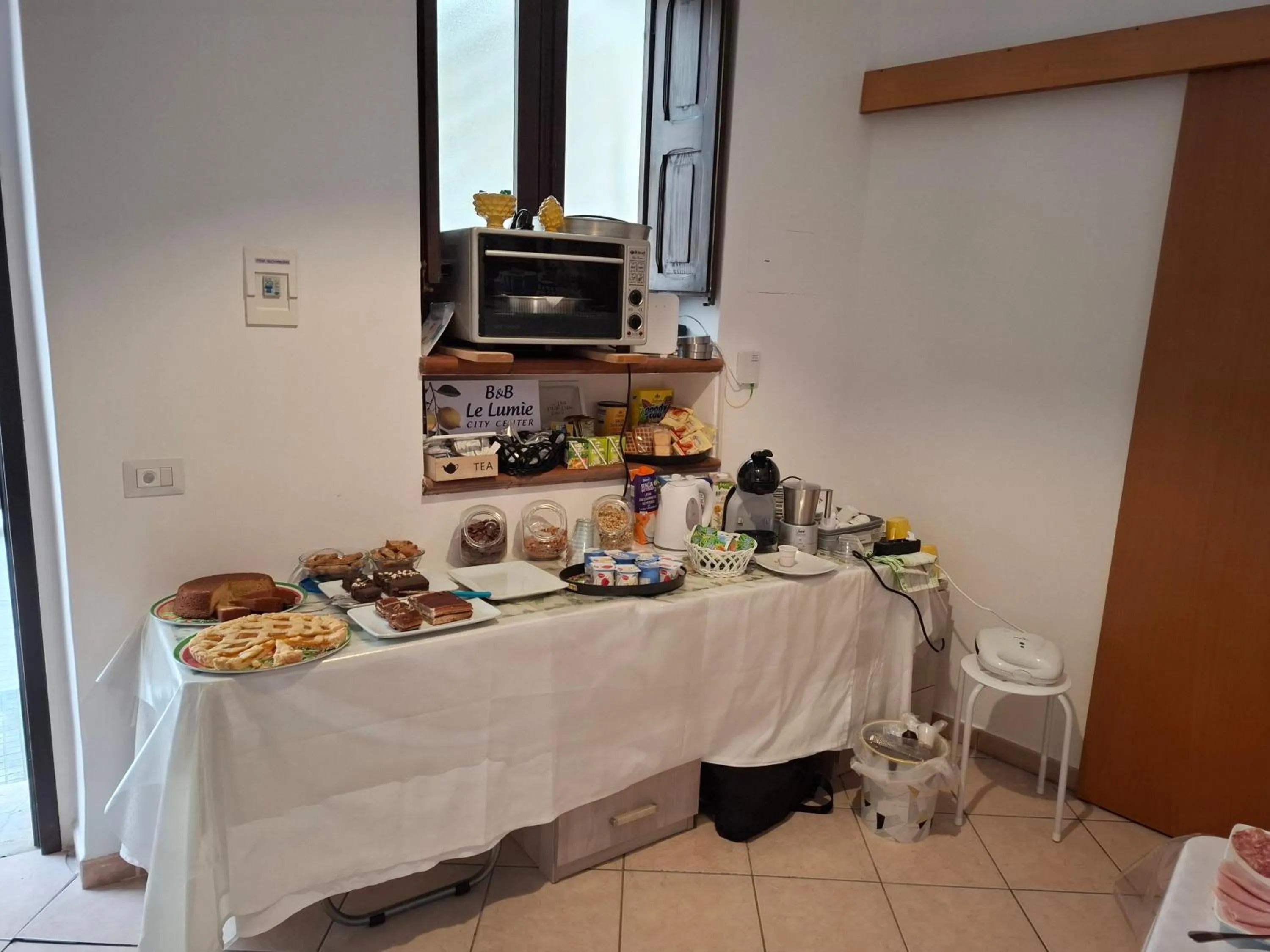 Breakfast in B&B Al Dammuso