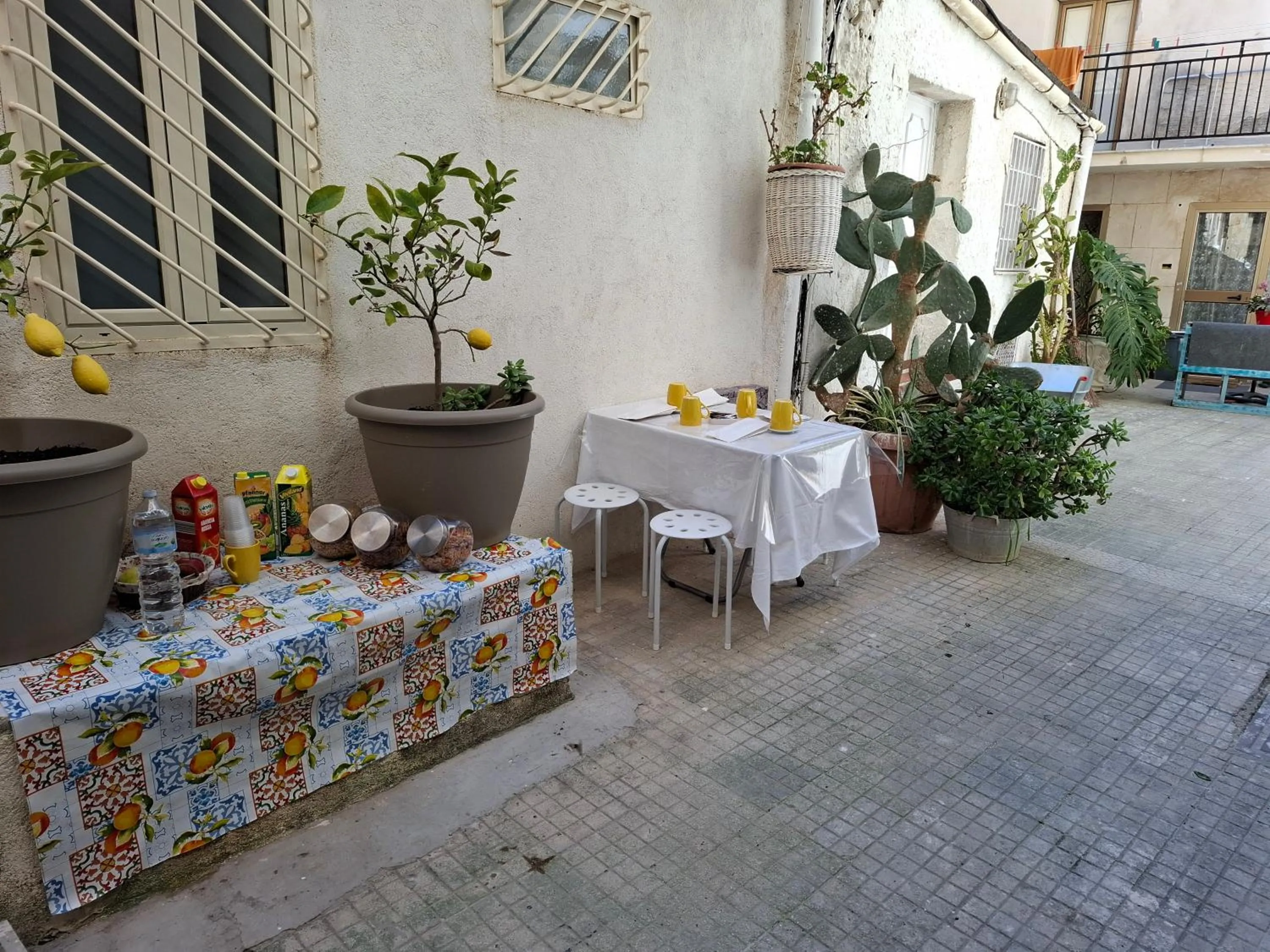 Breakfast in B&B Al Dammuso