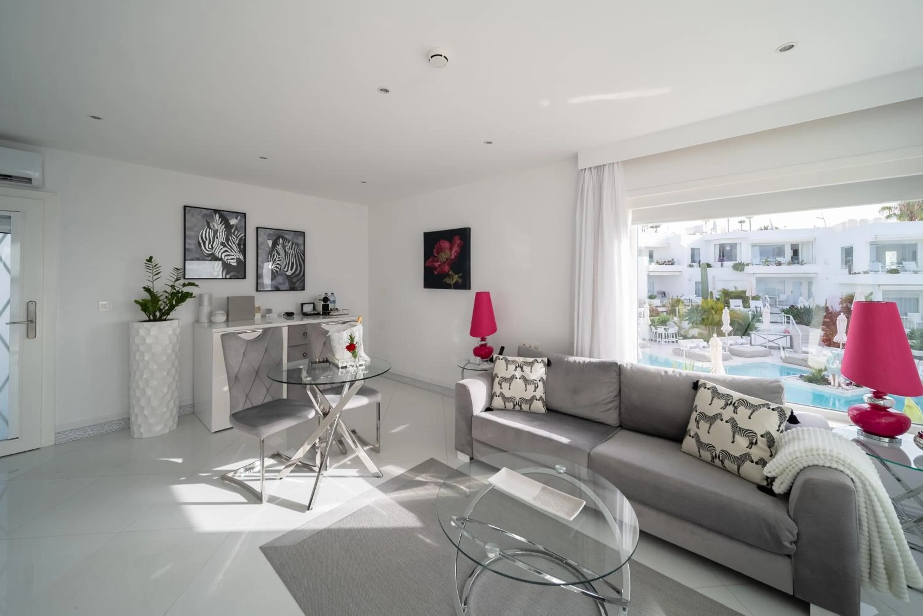 Lani's Suites de Luxe - Adults Only