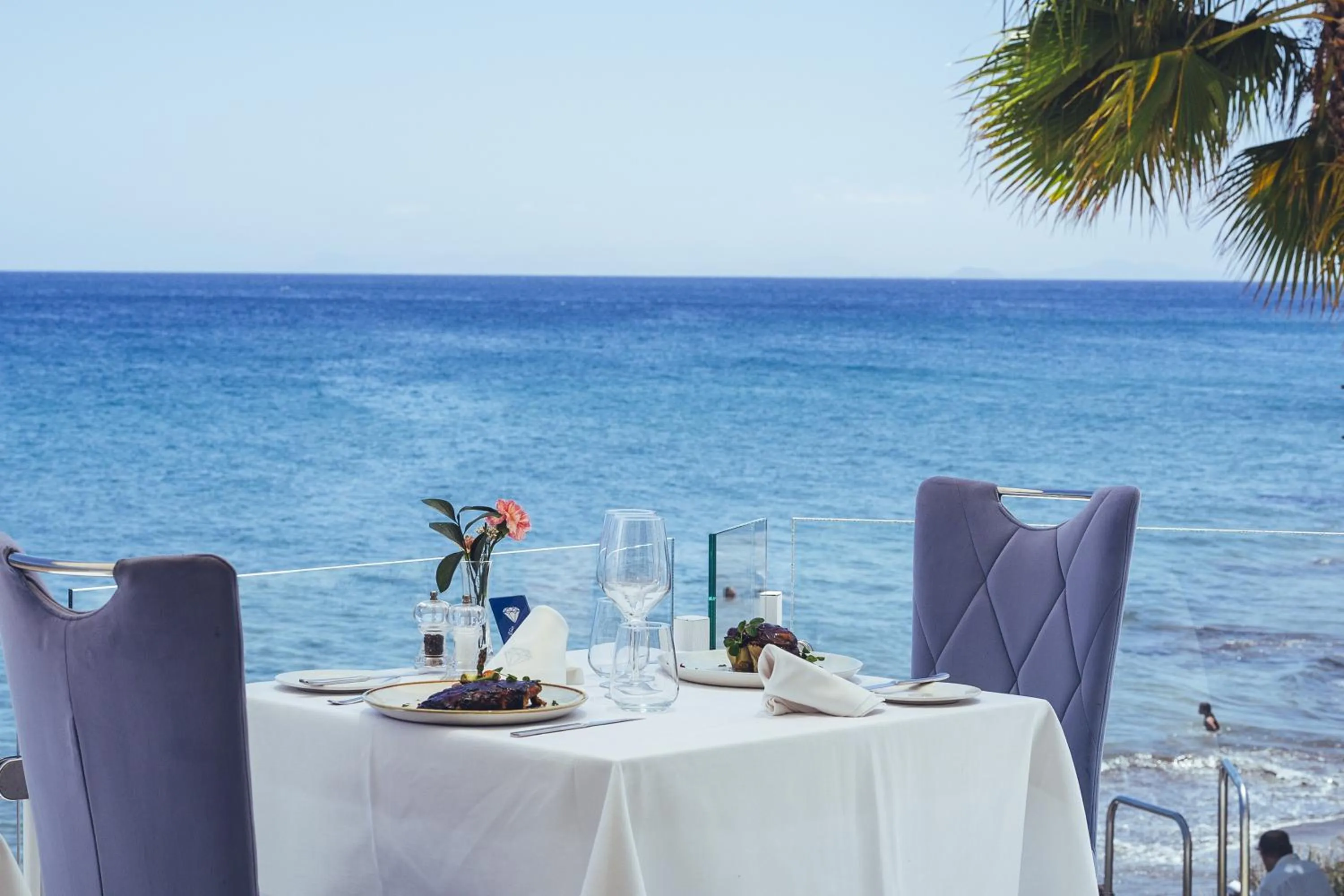 Restaurant/places to eat in Lani's Suites de Luxe - Adults Only