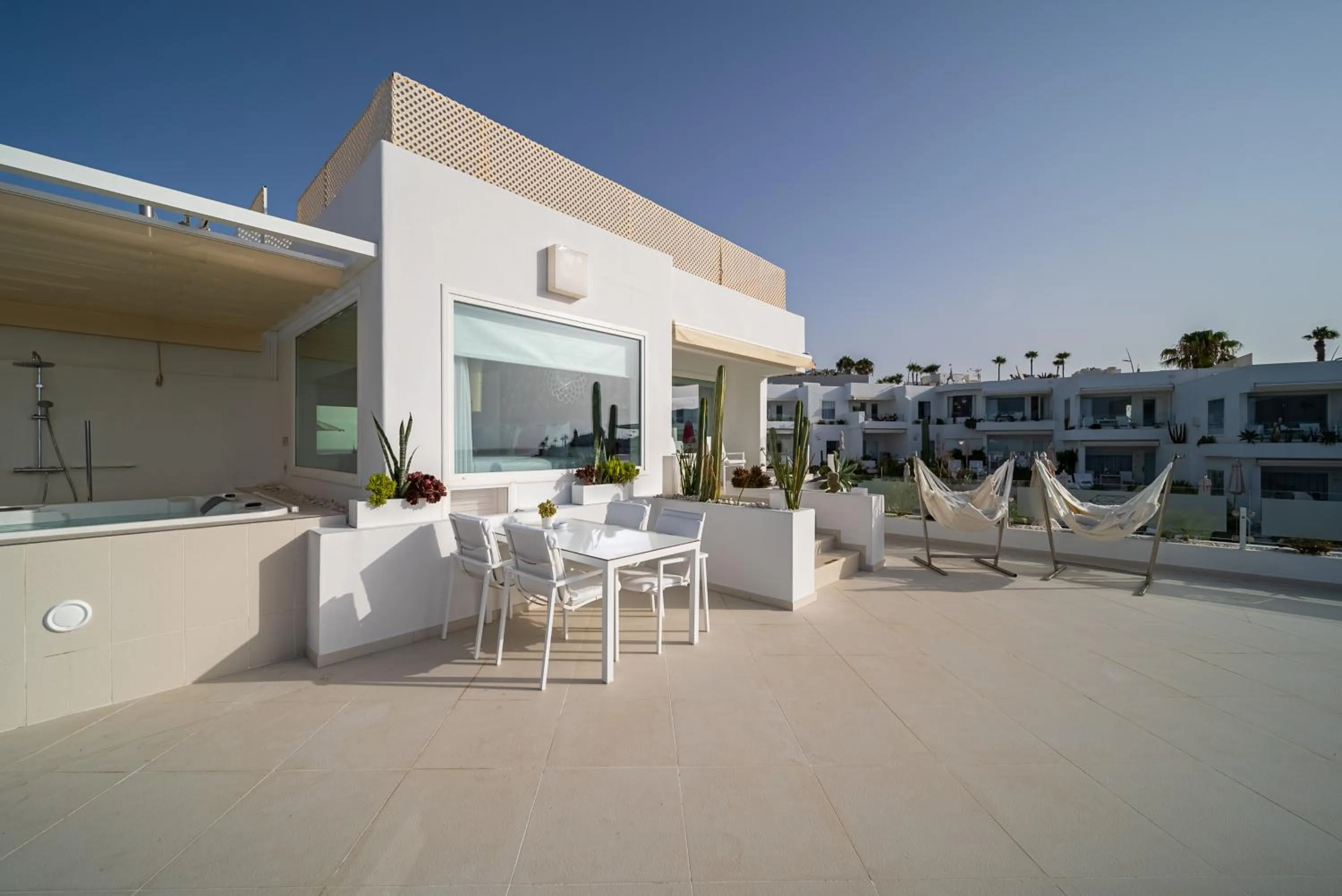 Lani's Suites de Luxe - Adults Only