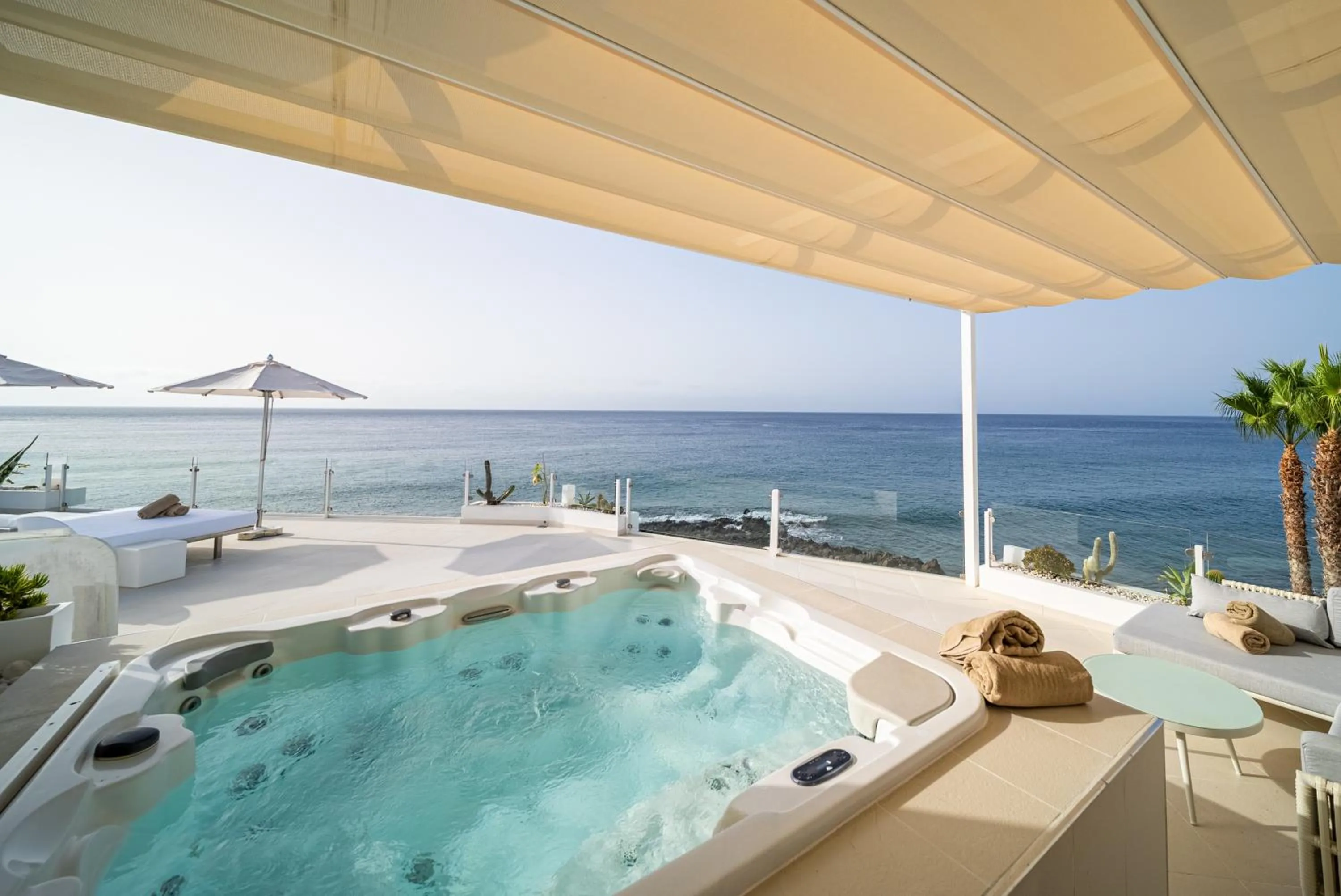 Lani's Suites de Luxe - Adults Only