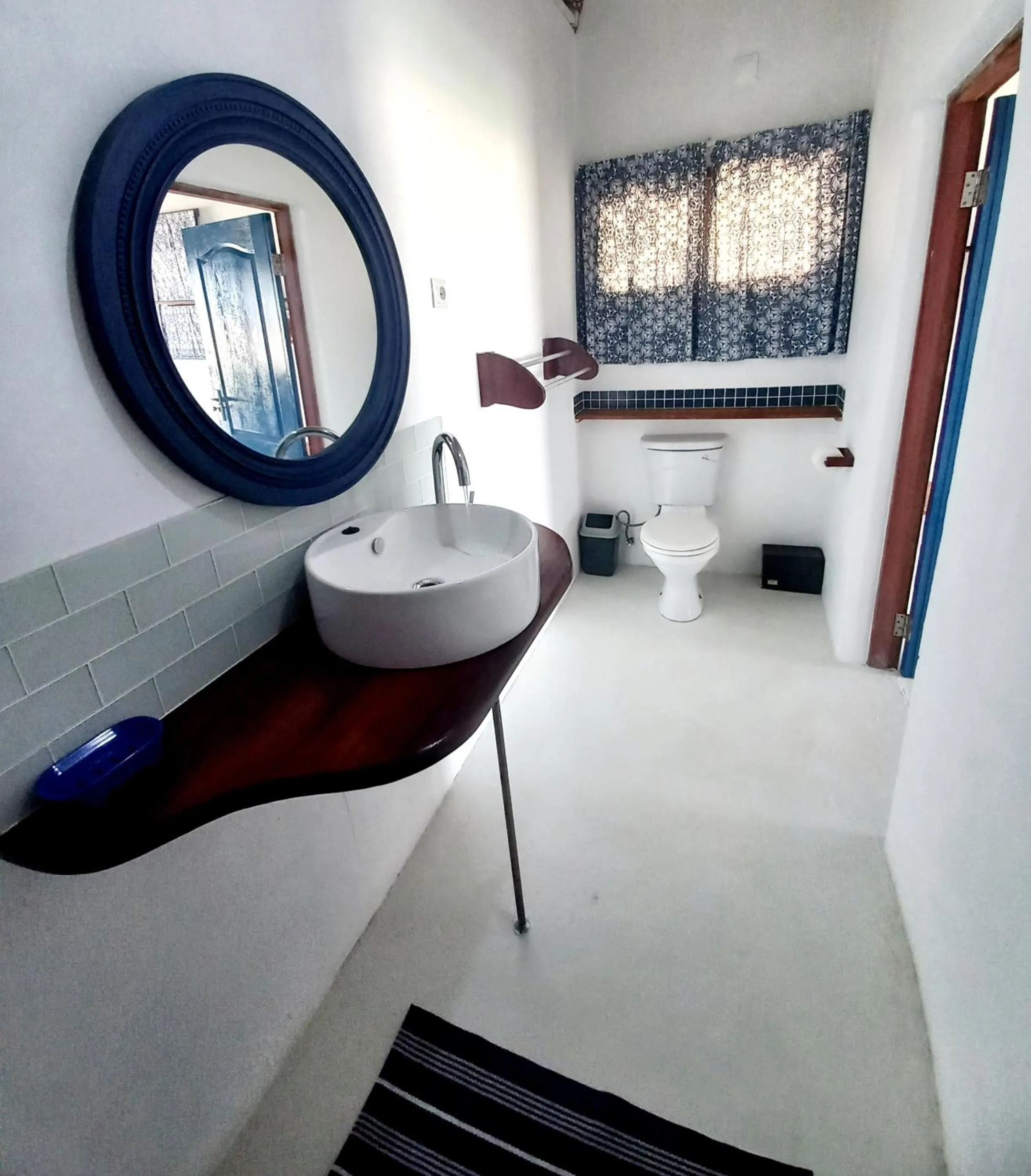 Toilet in Baobab Beach Vilanculos