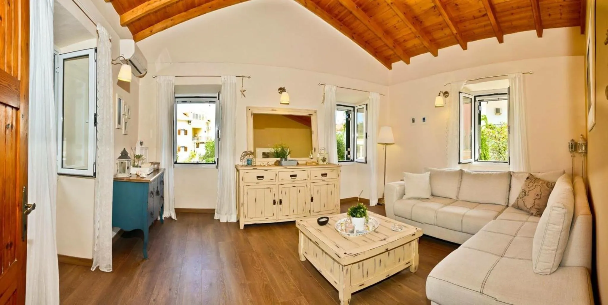 Theano Cottage