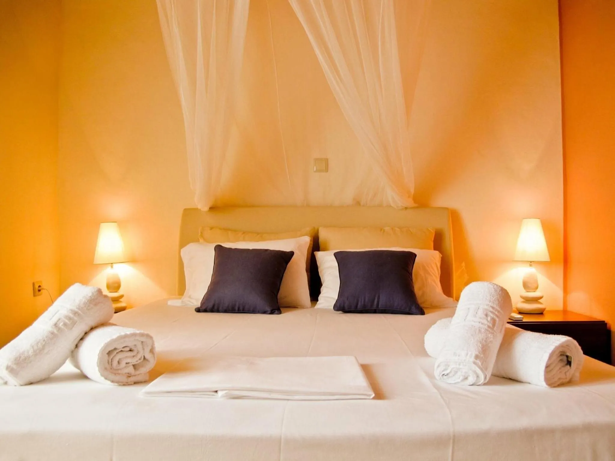 Bed in Theano Cottage