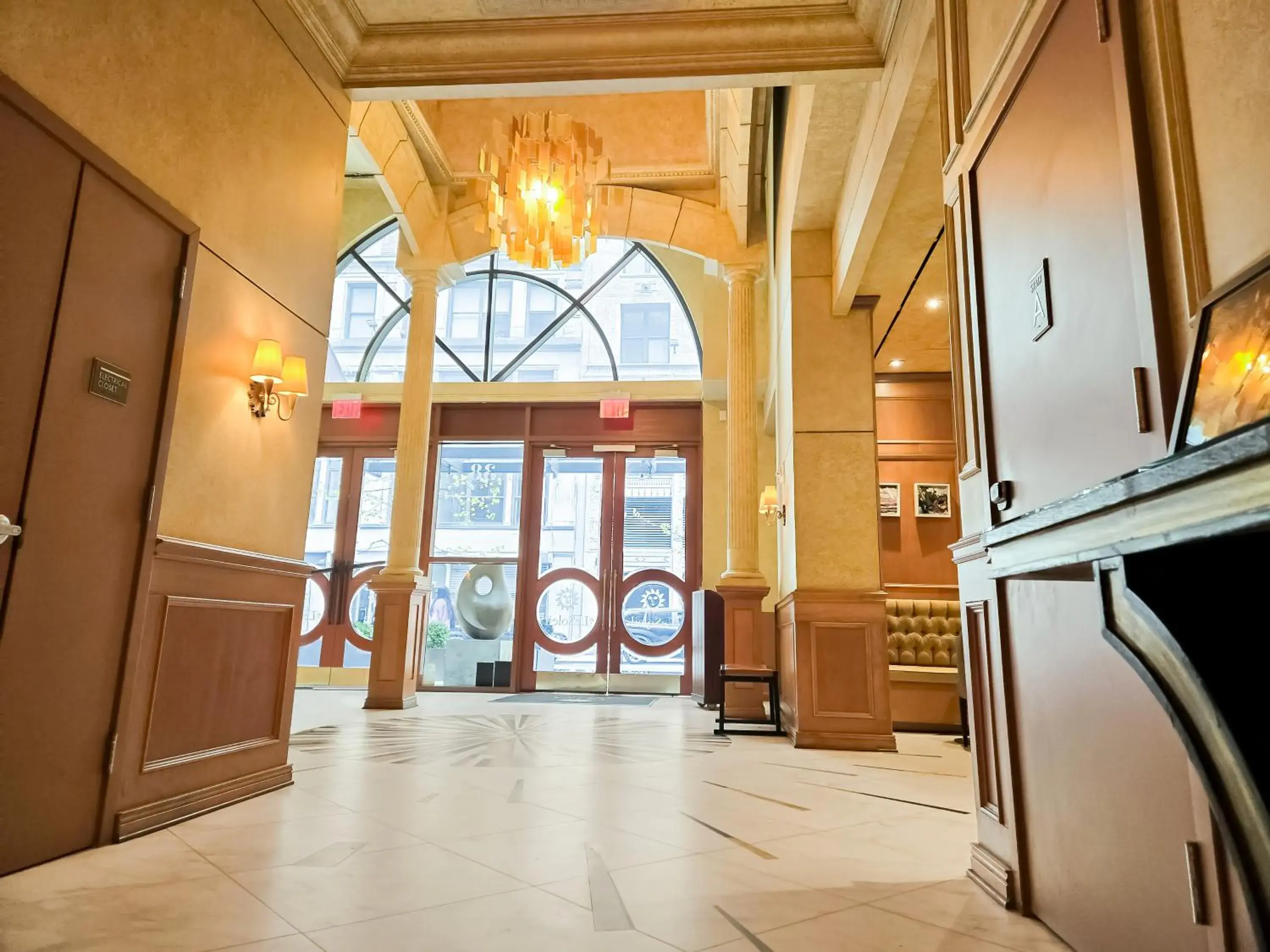 Lobby or reception in Executive Hotel Le Soleil New York Lobby or reception in Executive Hotel Le Soleil New York