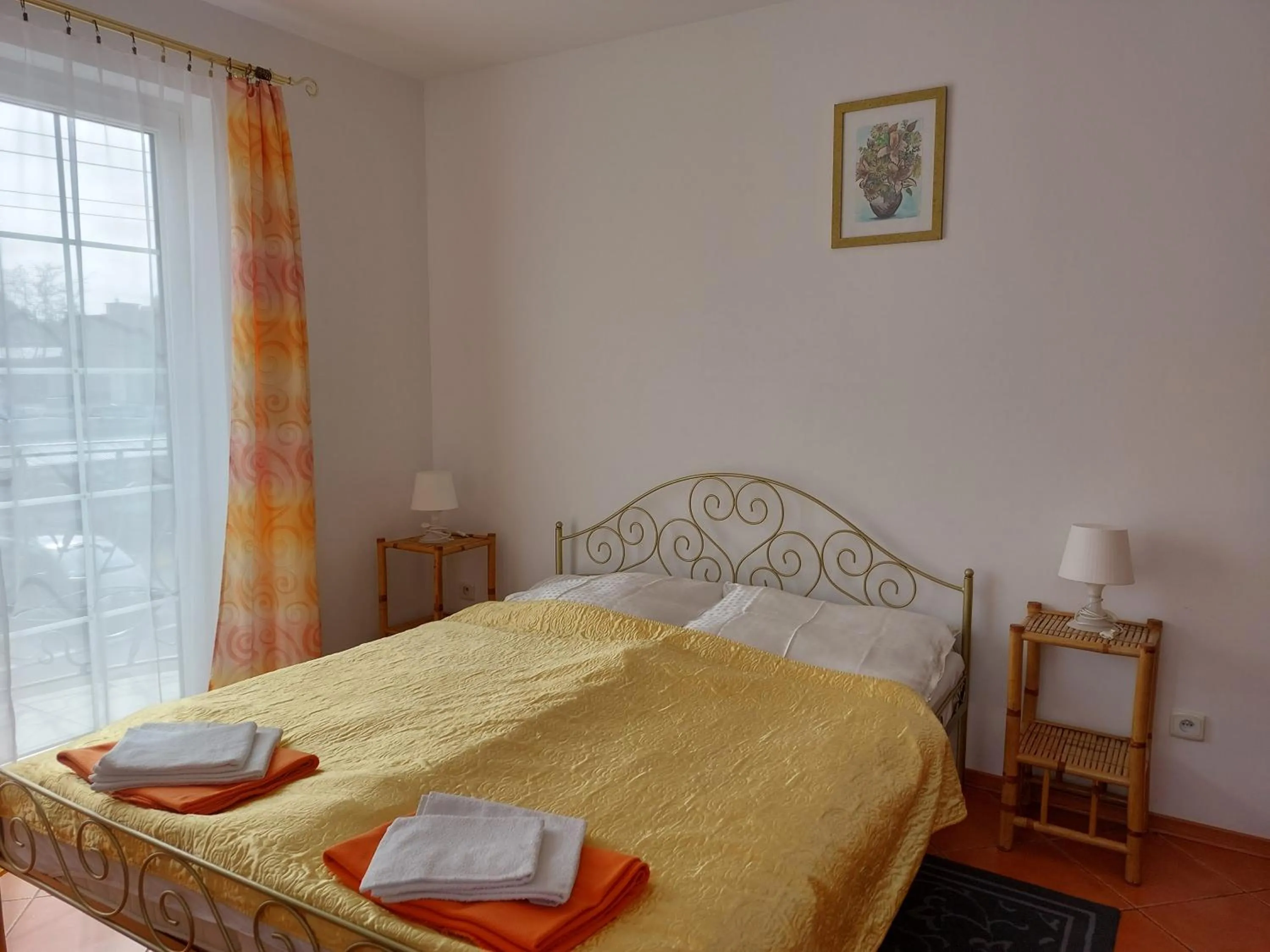 Bed in Willa Secesja