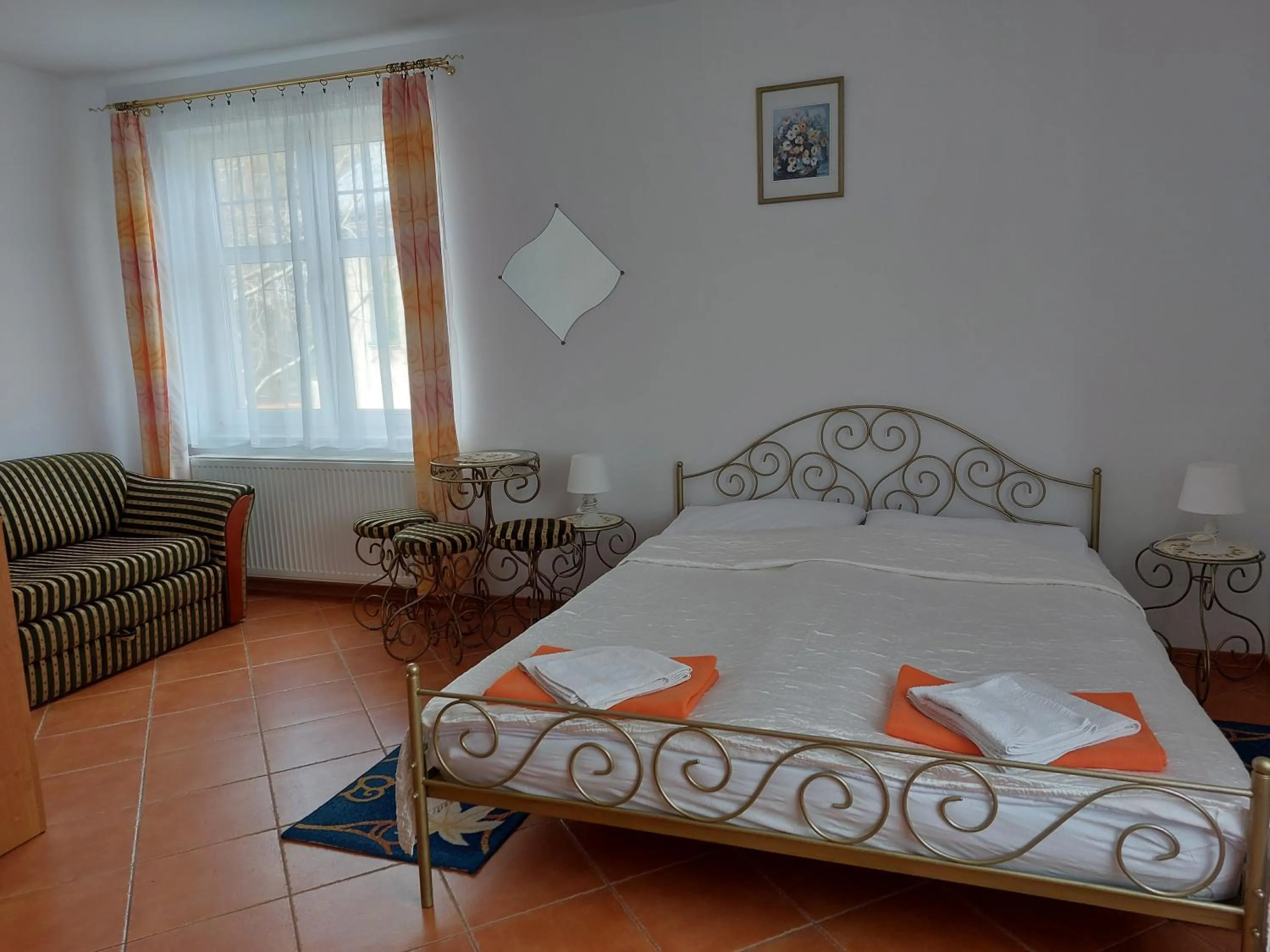 Bed in Willa Secesja