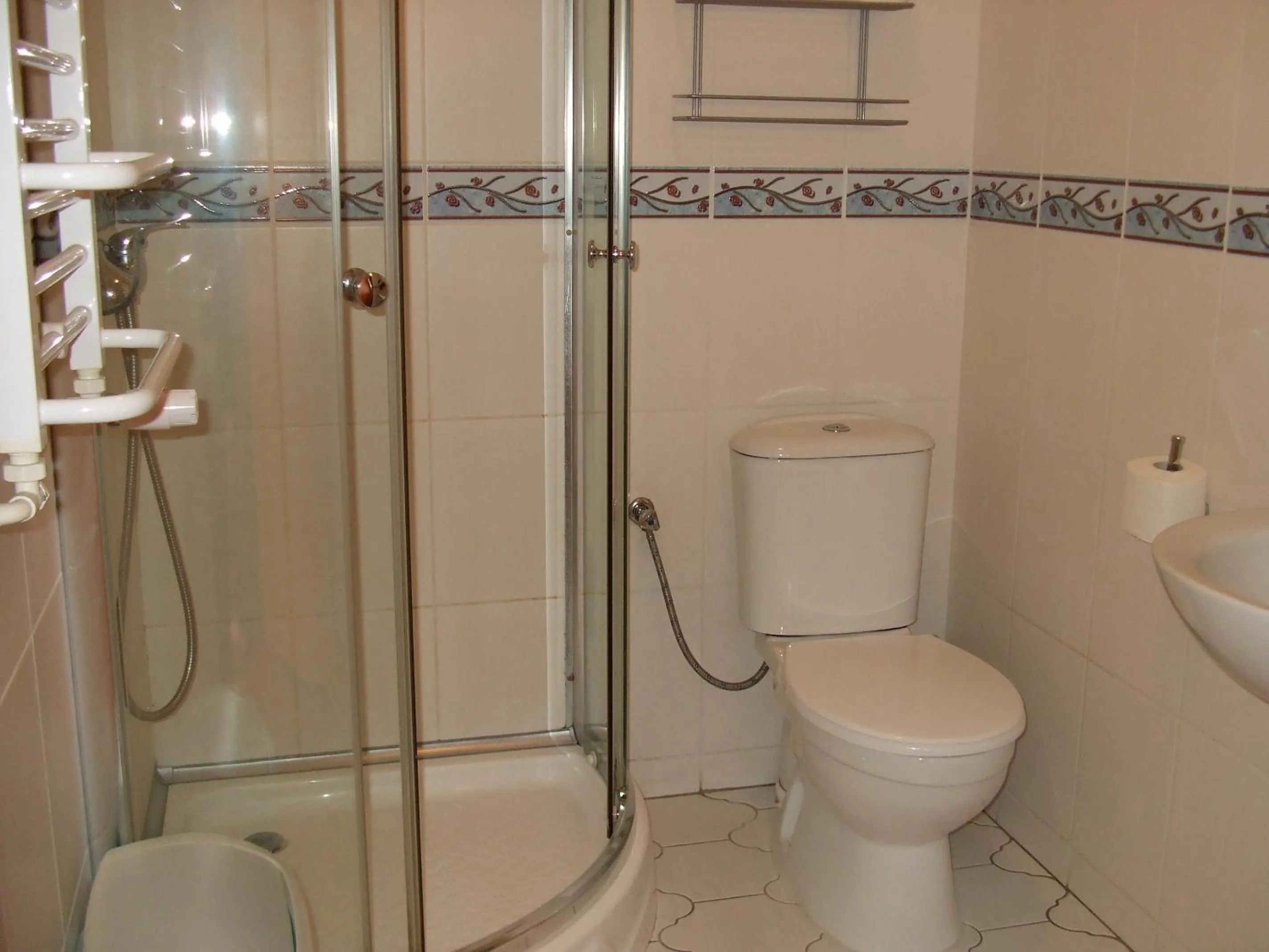Bathroom in Willa Secesja